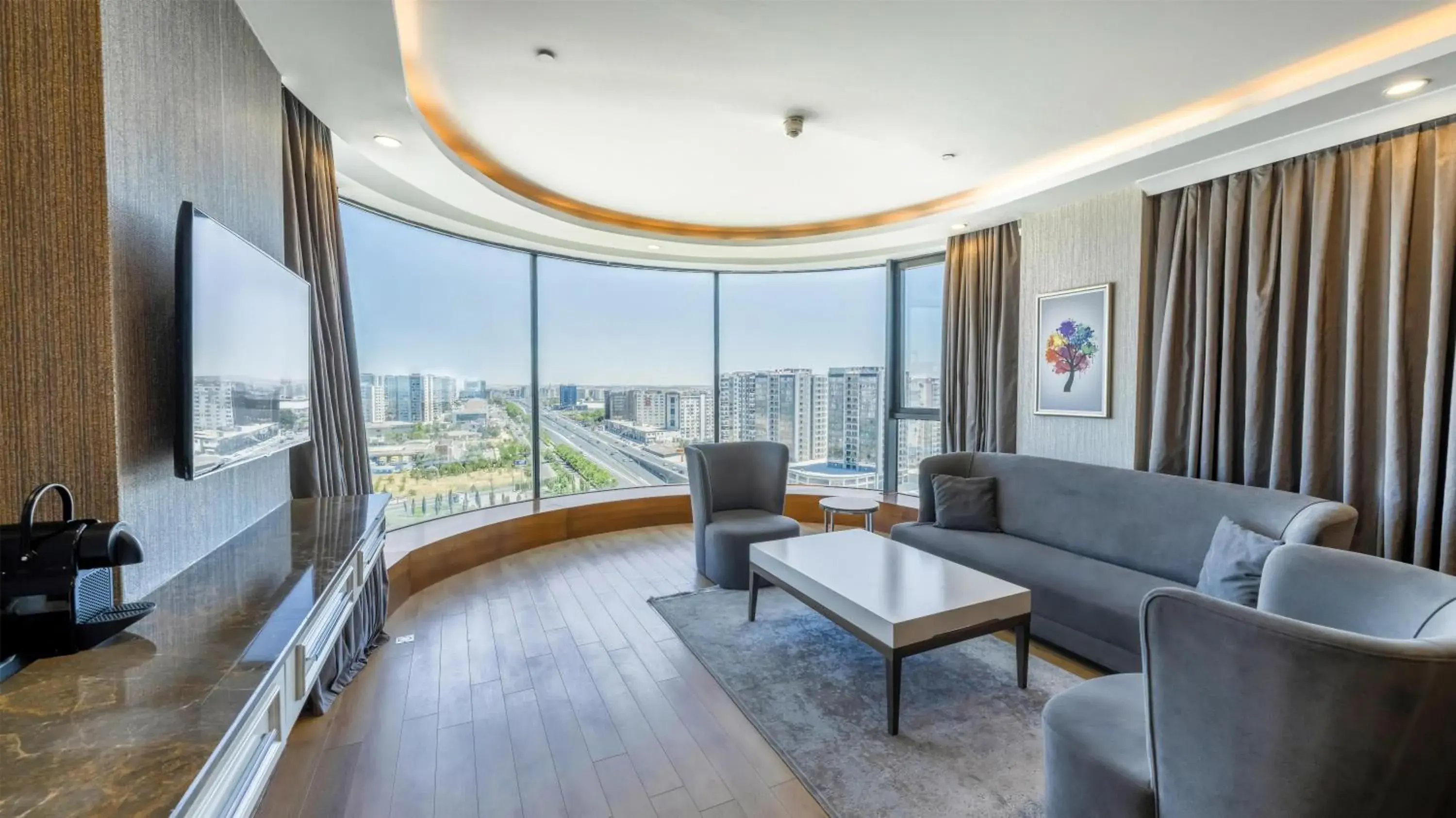 Photo of the whole room in Radisson Blu Hotel, Diyarbakir Photo of the whole room in Radisson Blu Hotel, Diyarbakir