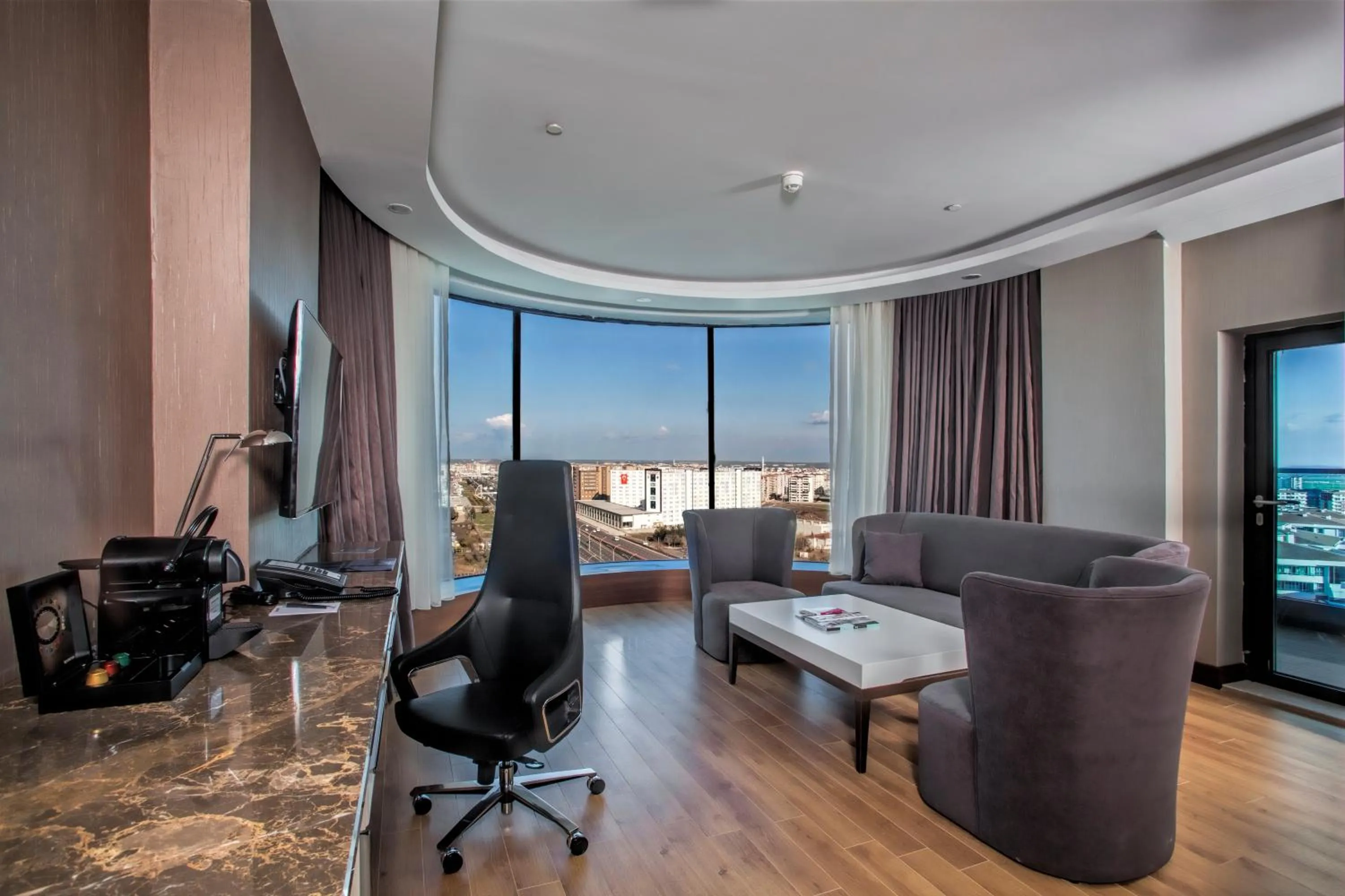 Living room in Radisson Blu Hotel, Diyarbakir