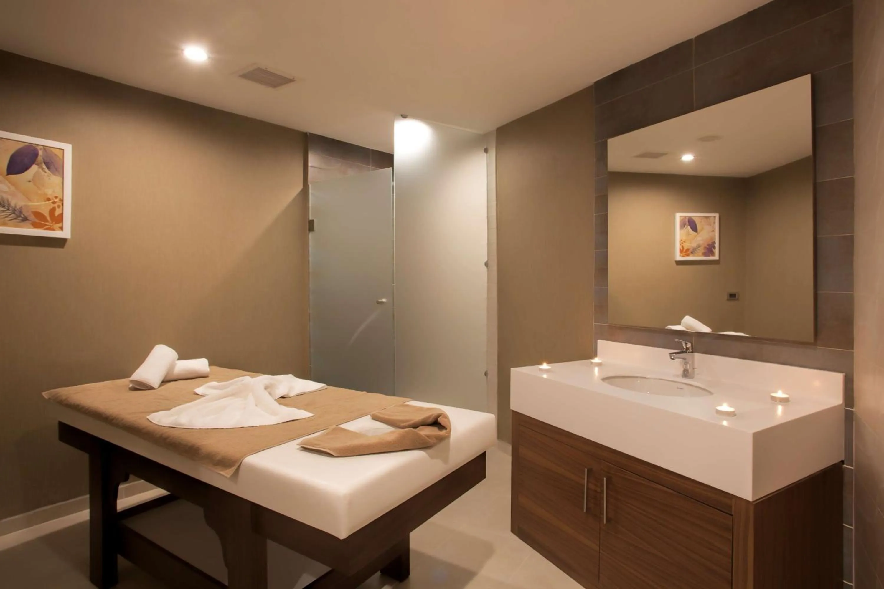 Spa and wellness centre/facilities in Radisson Blu Hotel, Diyarbakir