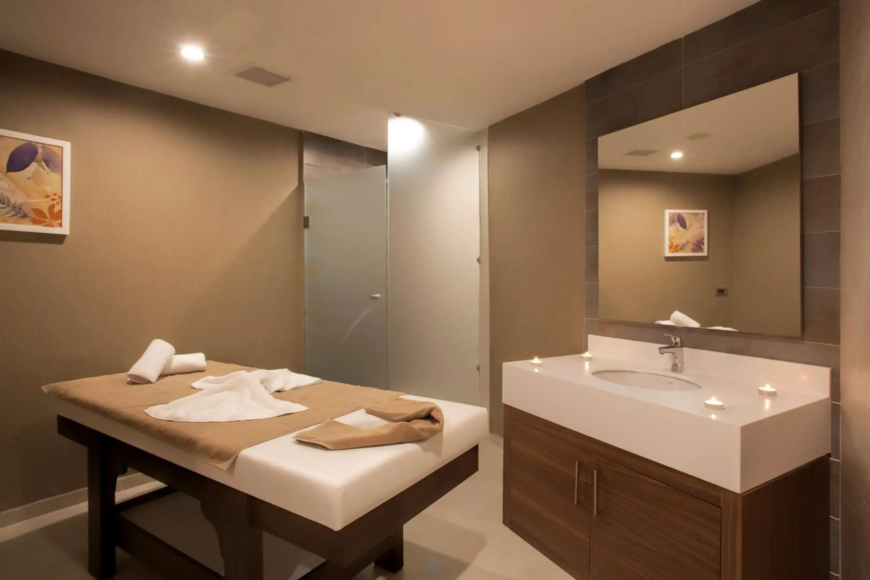 Spa and wellness centre/facilities in Radisson Blu Hotel, Diyarbakir Spa and wellness centre/facilities in Radisson Blu Hotel, Diyarbakir
