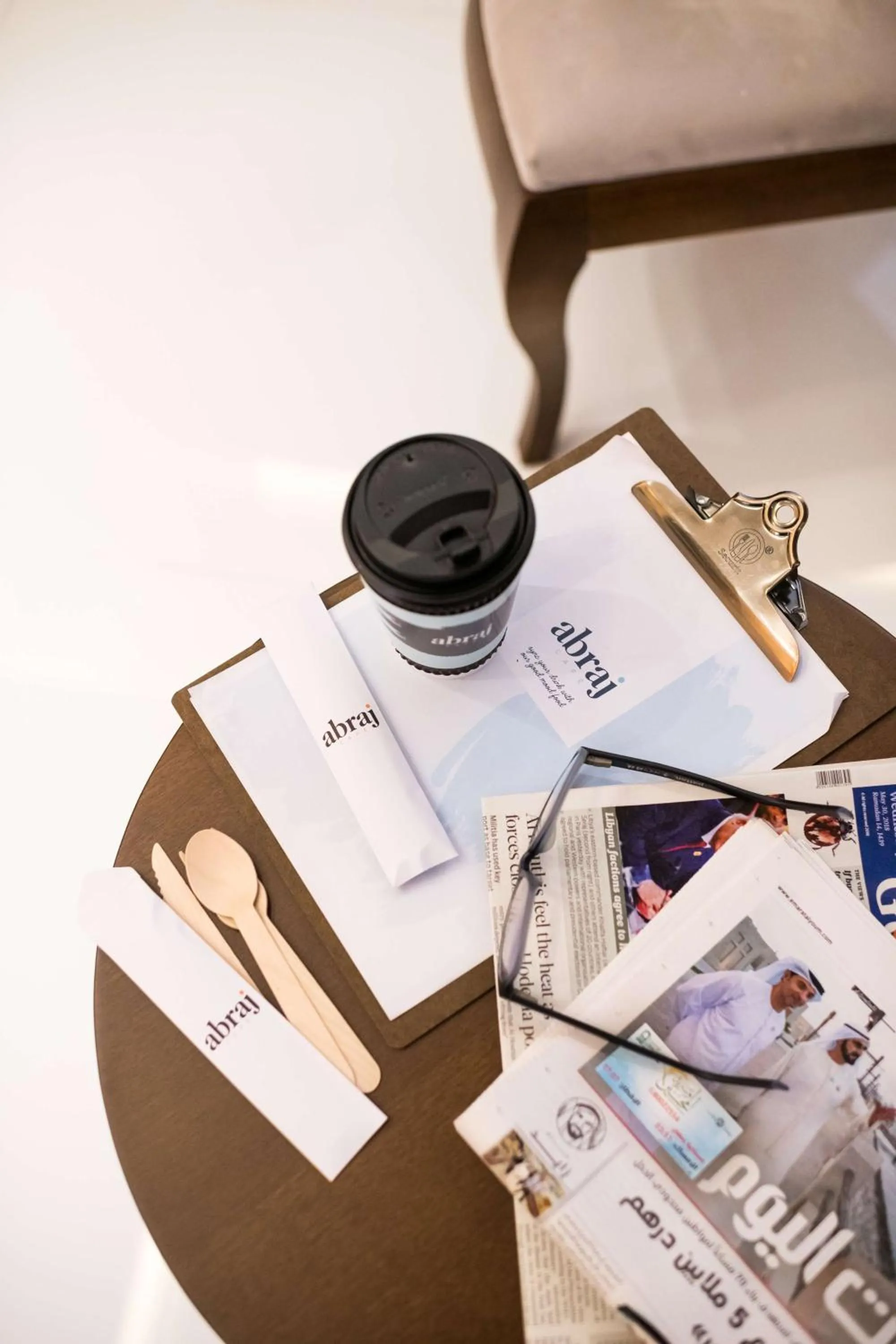 Lounge or bar in Radisson Blu Hotel, Dubai Waterfront