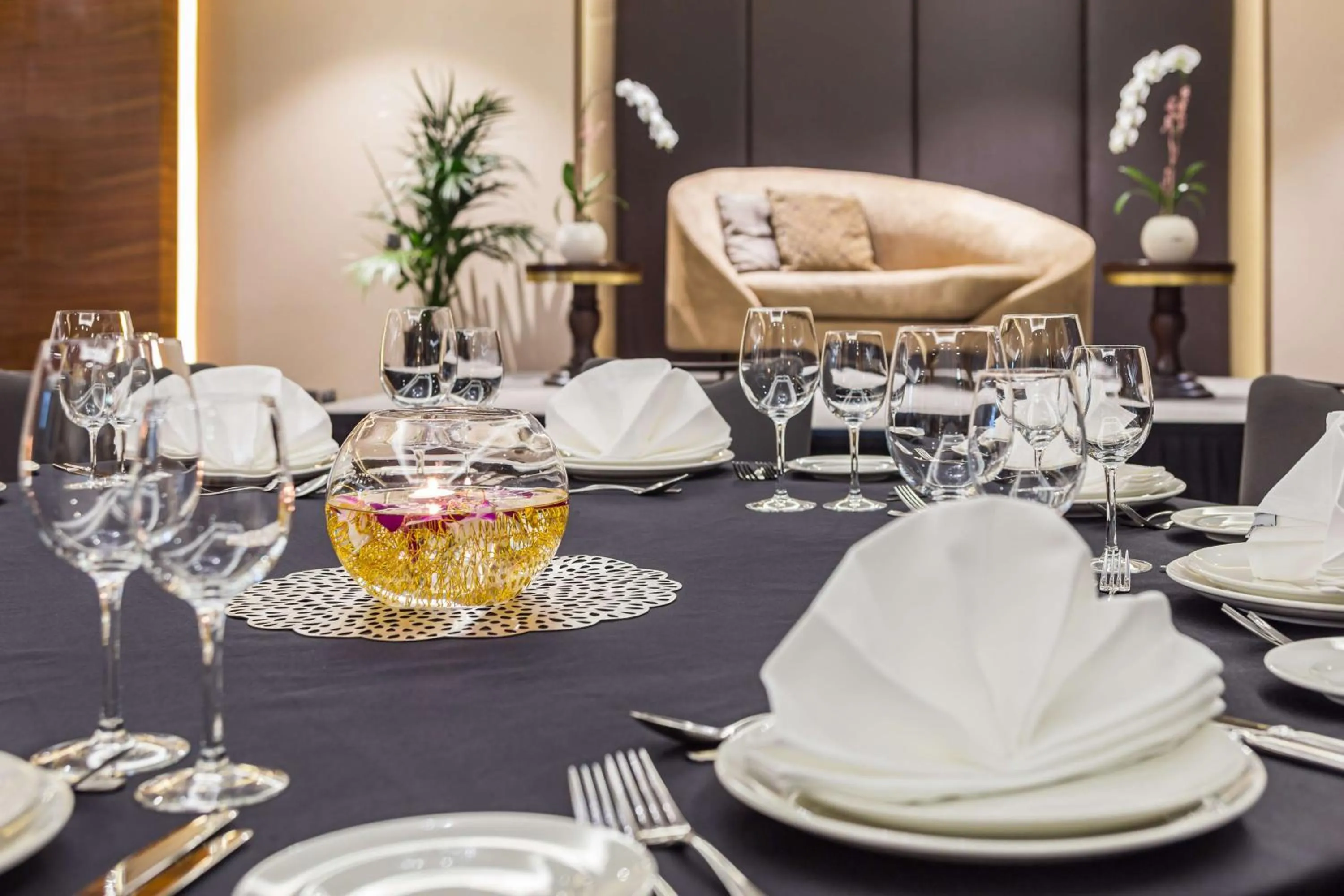 Business facilities in Radisson Blu Hotel, Dubai Waterfront