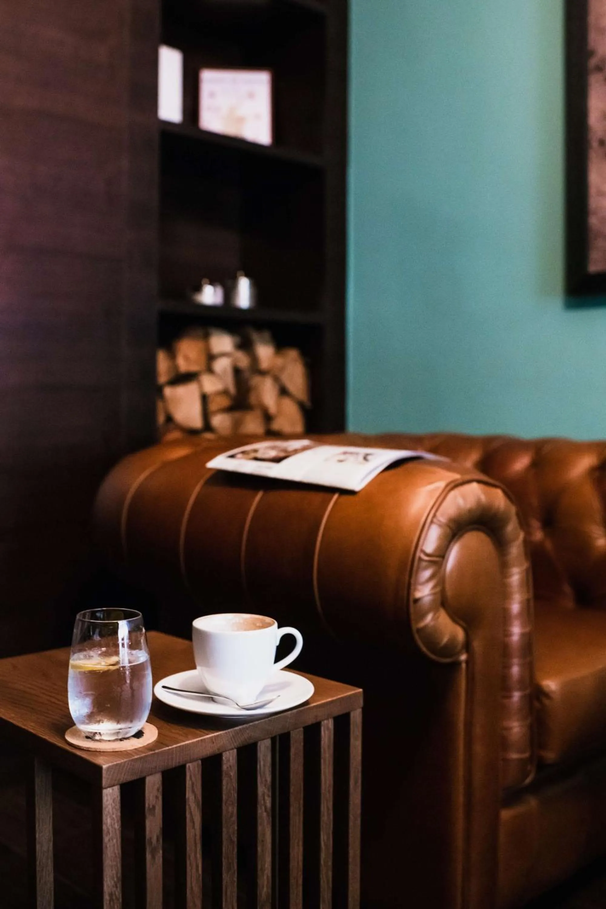 Lounge or bar in Radisson Blu Hotel, Dubai Waterfront