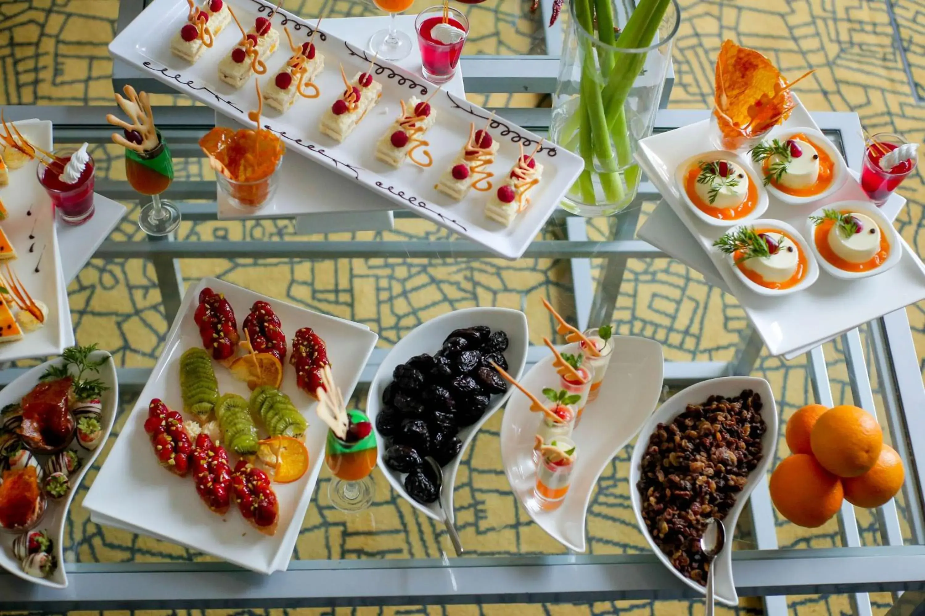 Restaurant/places to eat in Park Inn by Radisson, Kigali Restaurant/places to eat in Park Inn by Radisson, Kigali