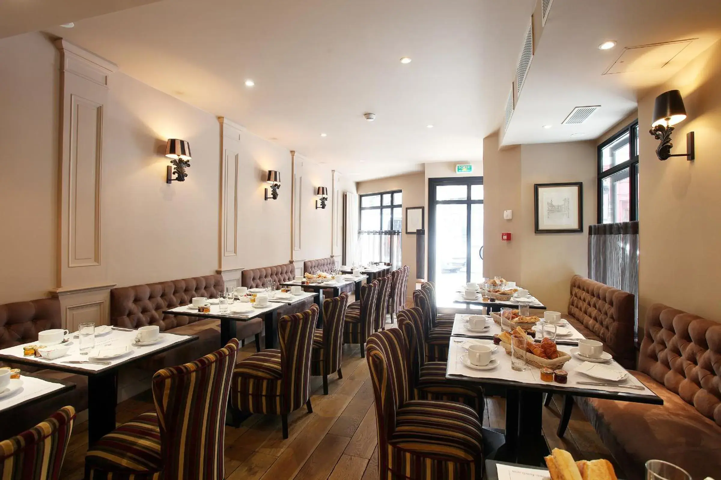 Restaurant/places to eat in Hotel Albe Bastille Restaurant/places to eat in Hotel Albe Bastille