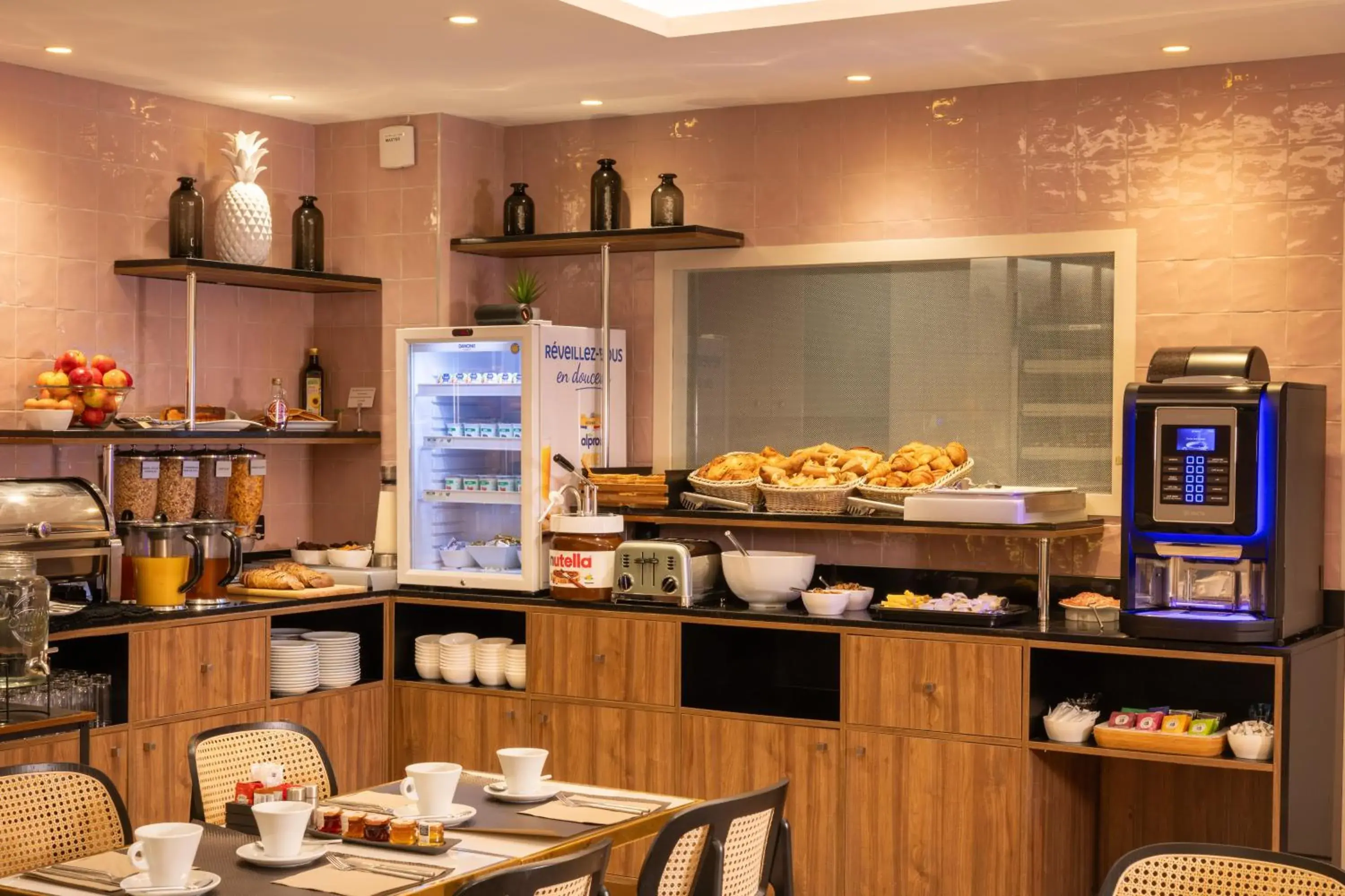 Buffet breakfast in Paris Bastille Buffet breakfast in Paris Bastille