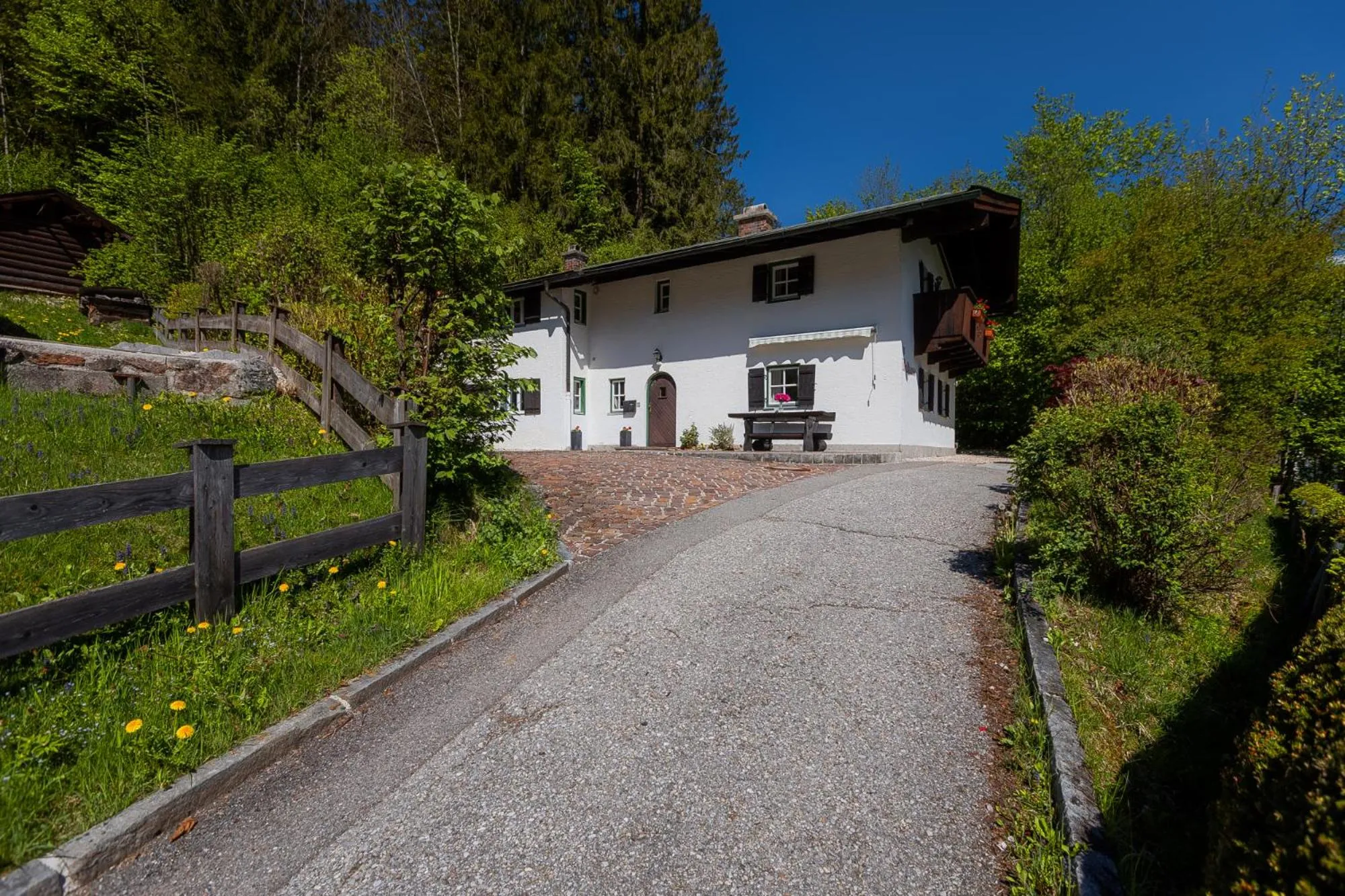 Property building in Waldklause