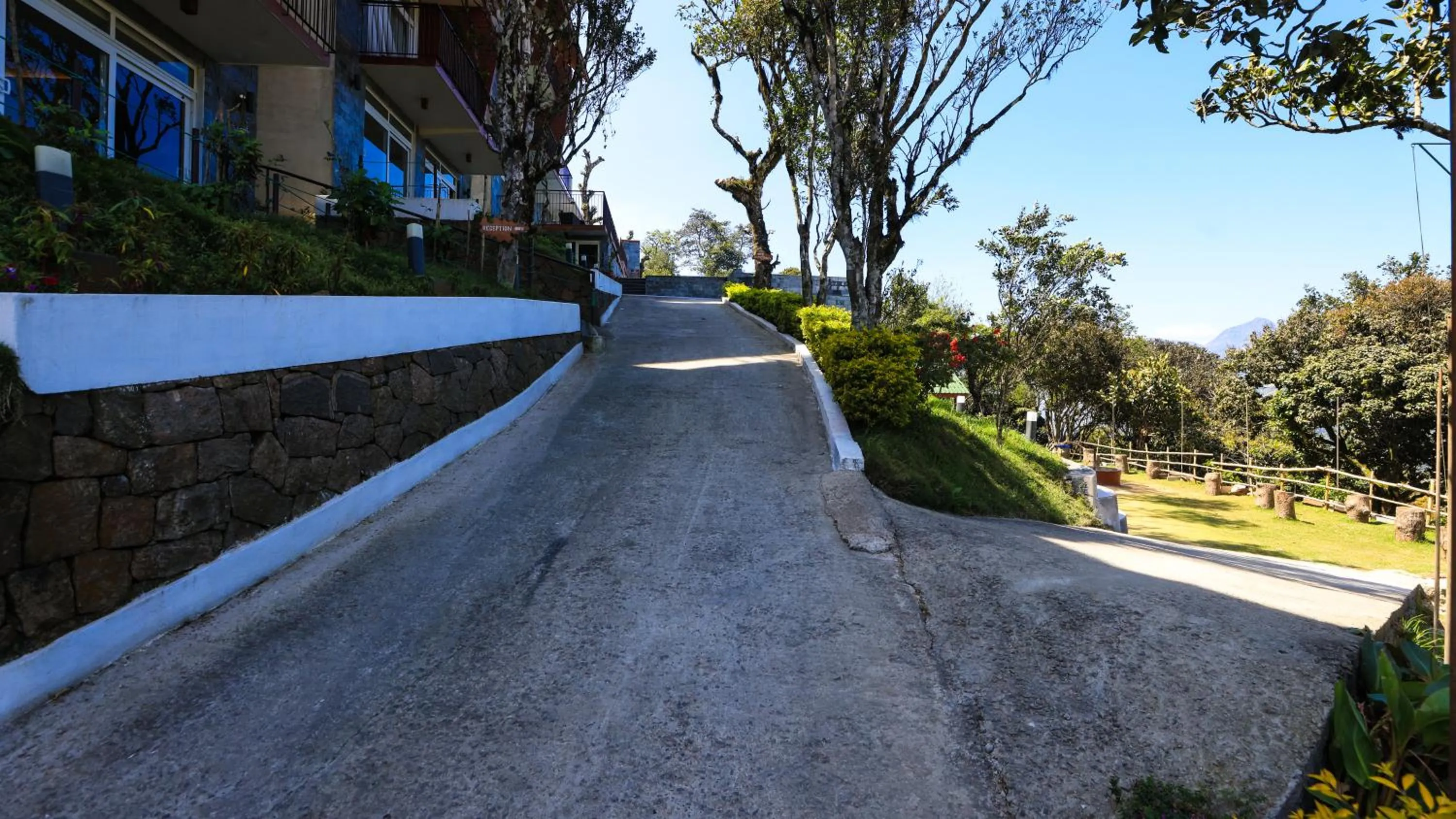 Street view in Shola Crown Resort - Munnar