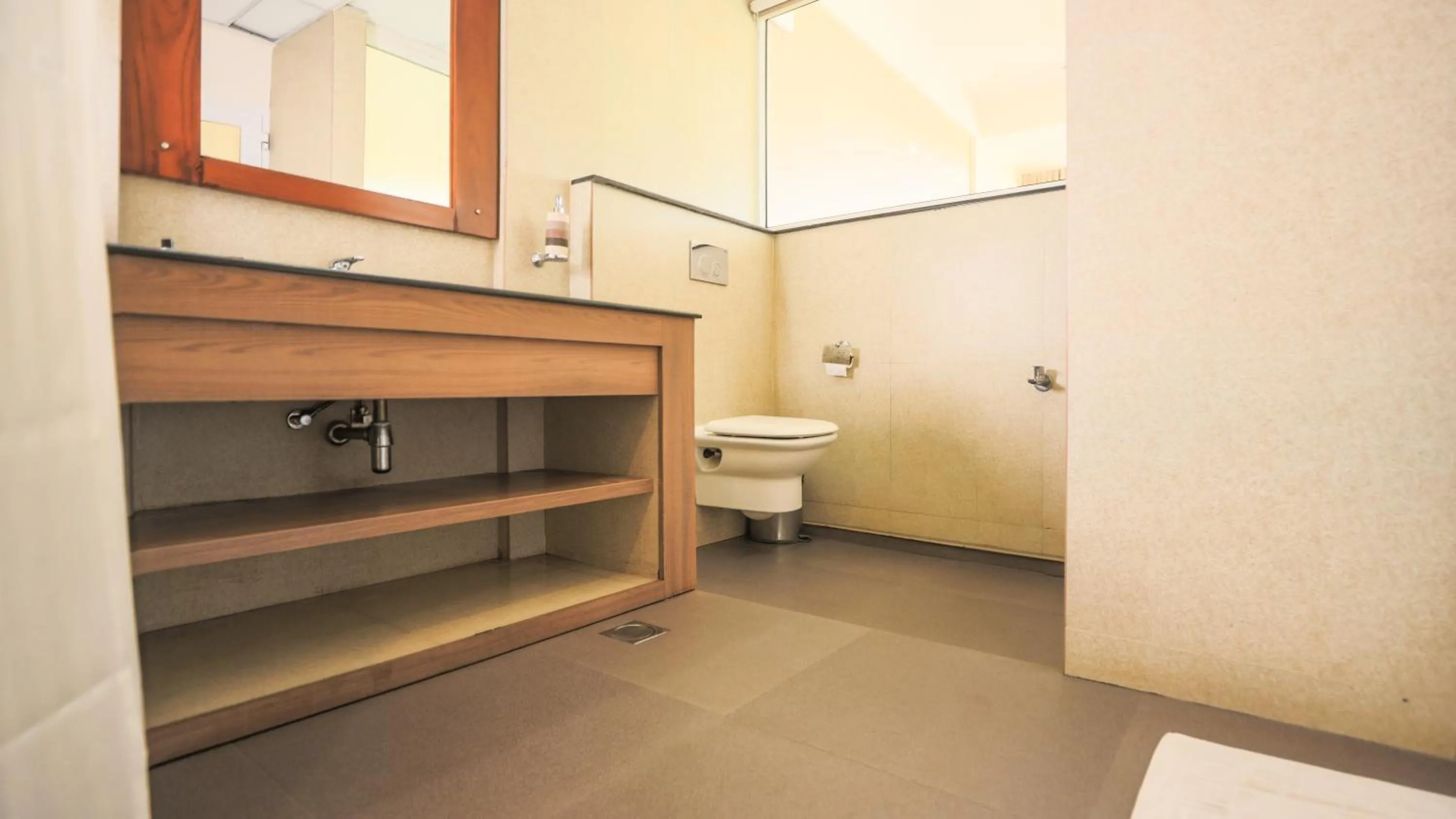 Bathroom in Shola Crown Resort - Munnar