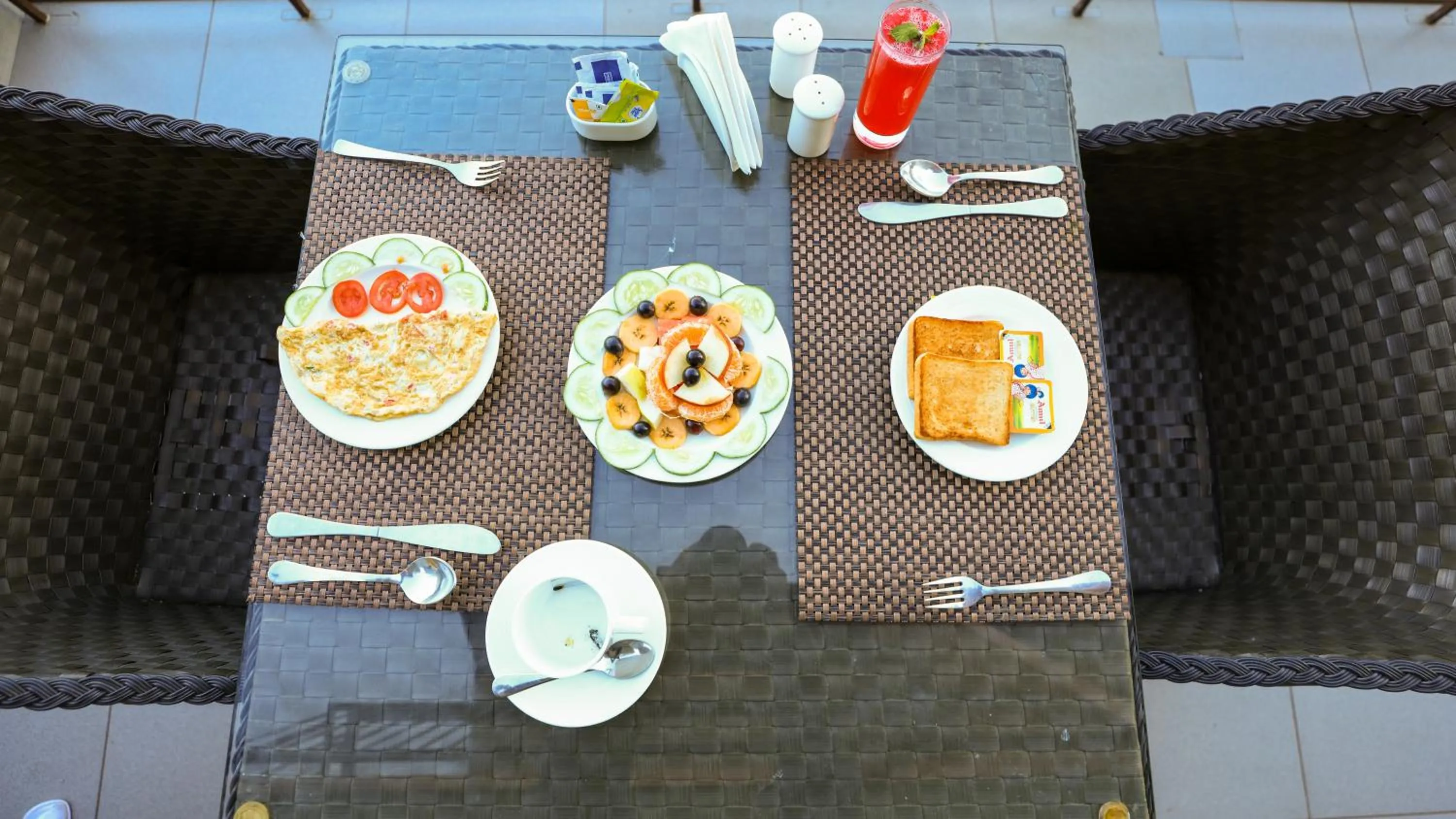 Breakfast in Shola Crown Resort - Munnar