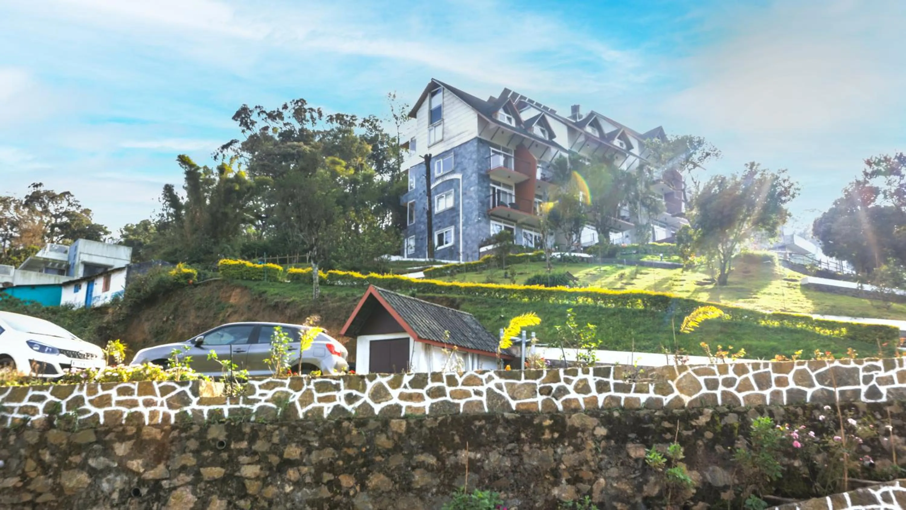 Garden in Shola Crown Resort - Munnar