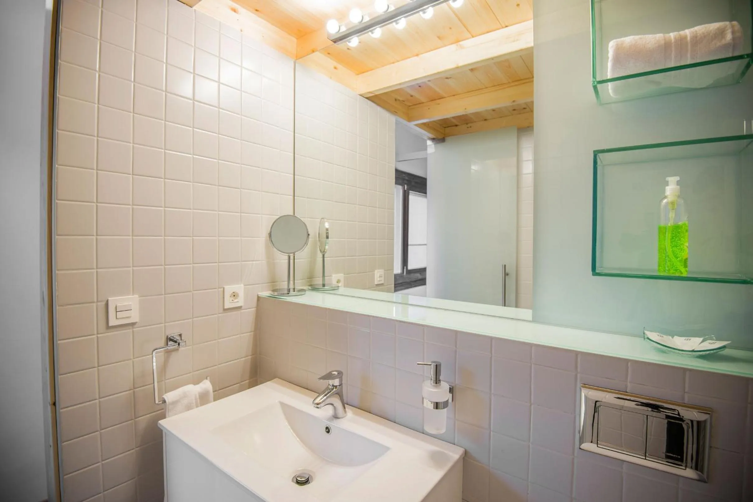 Bathroom in Finca Valdobar