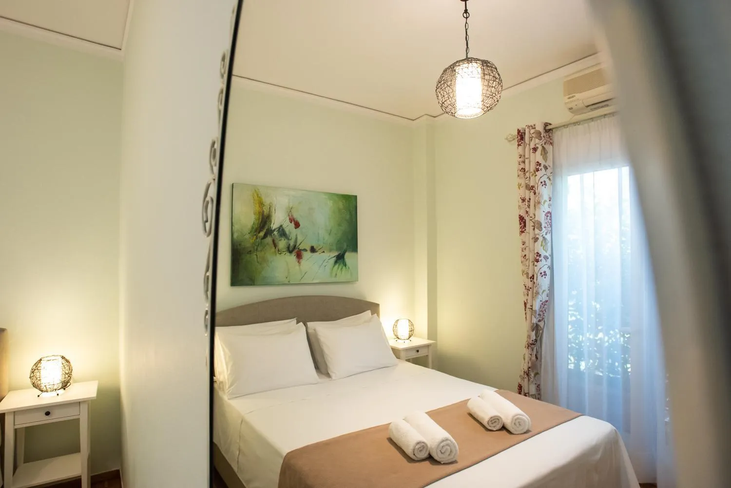 Bedroom, Bed in Blue Ark Athenian Nest