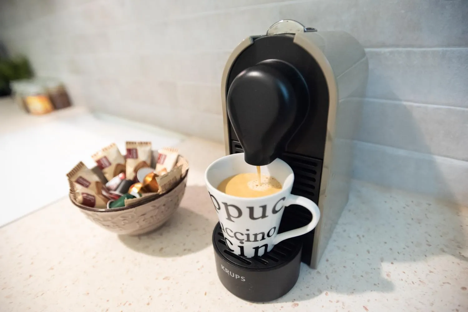 Decorative detail in Blue Ark Athenian Nest