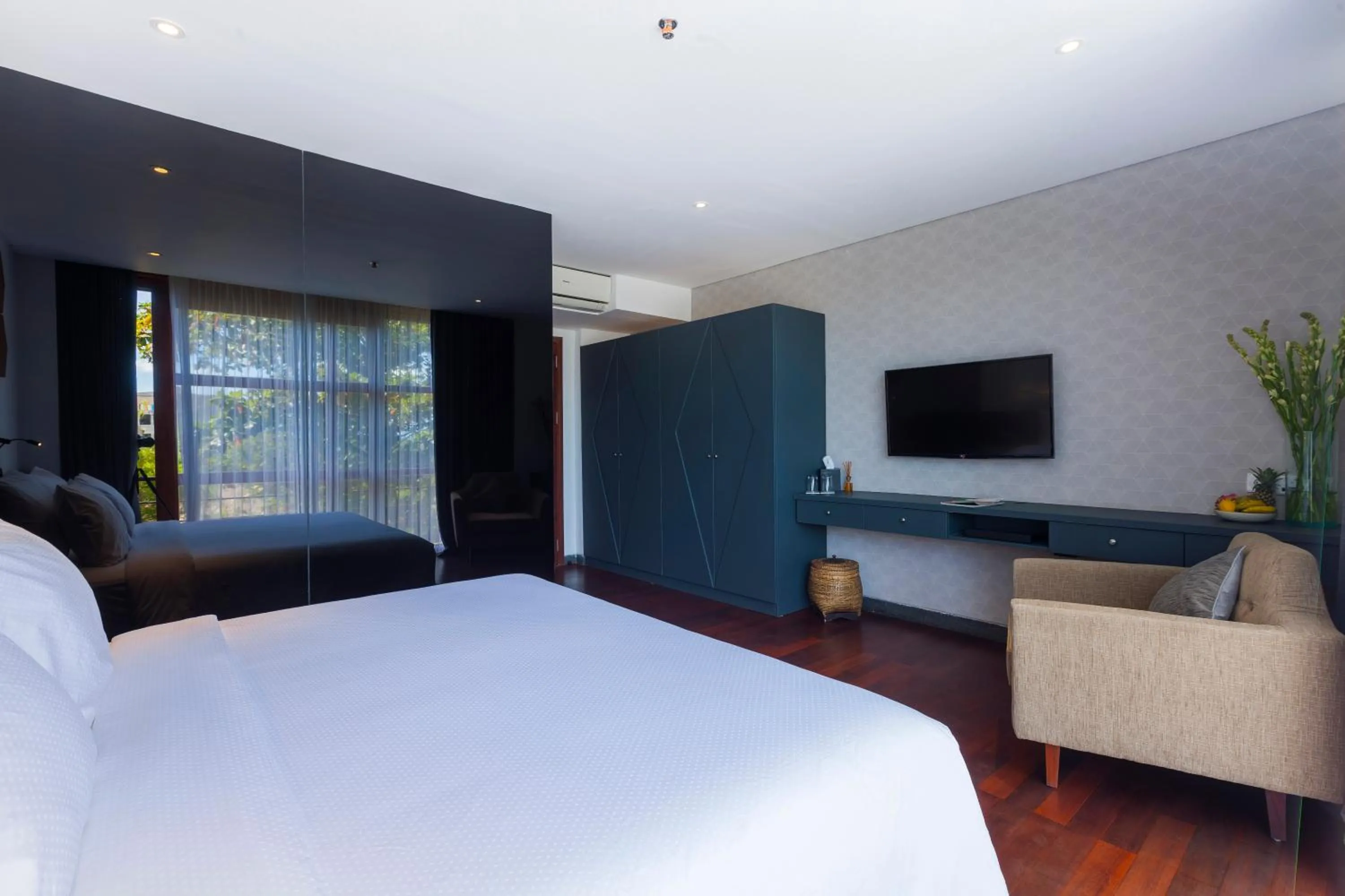 Bedroom, Bed in Imani Suites