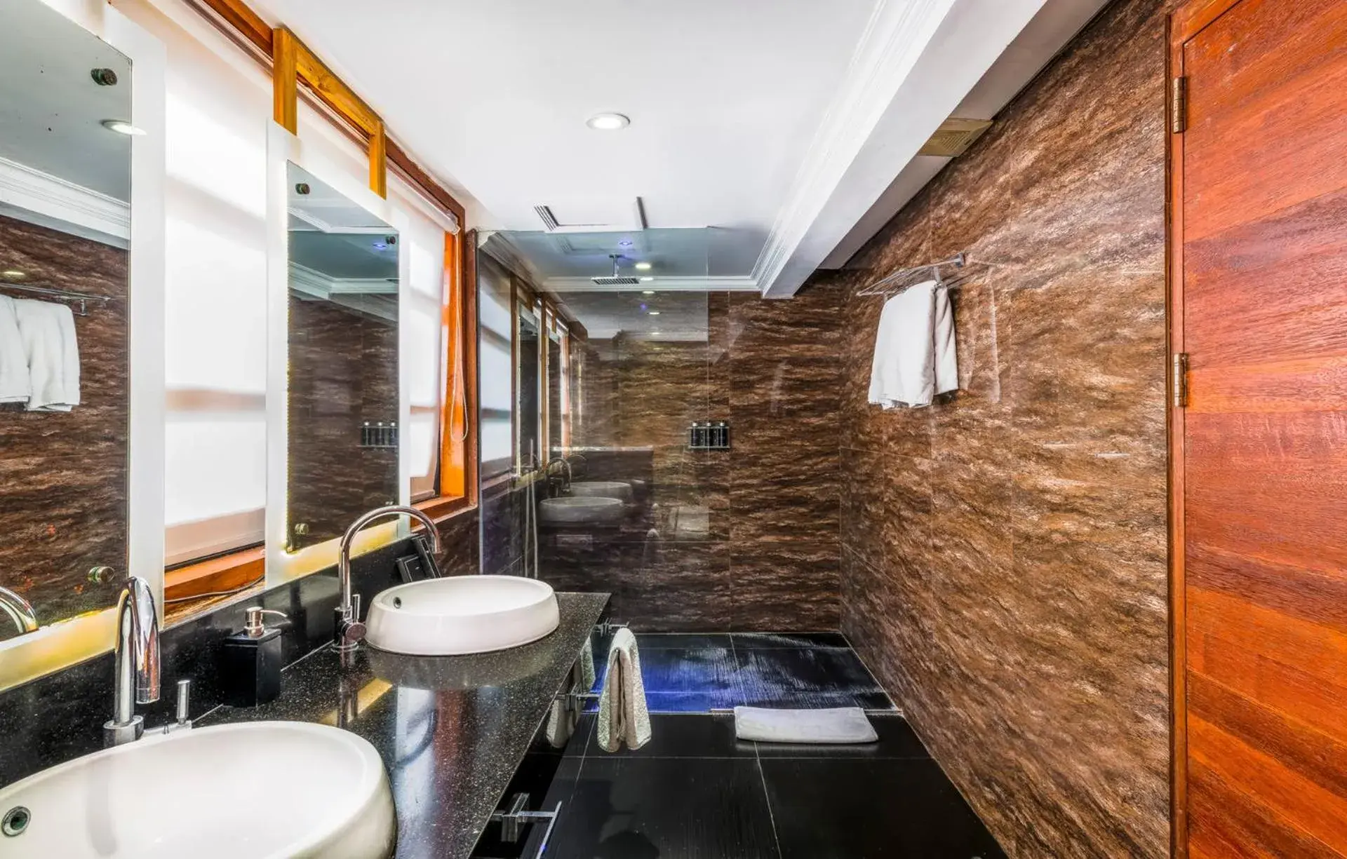 Bathroom in Imani Suites Bathroom in Imani Suites