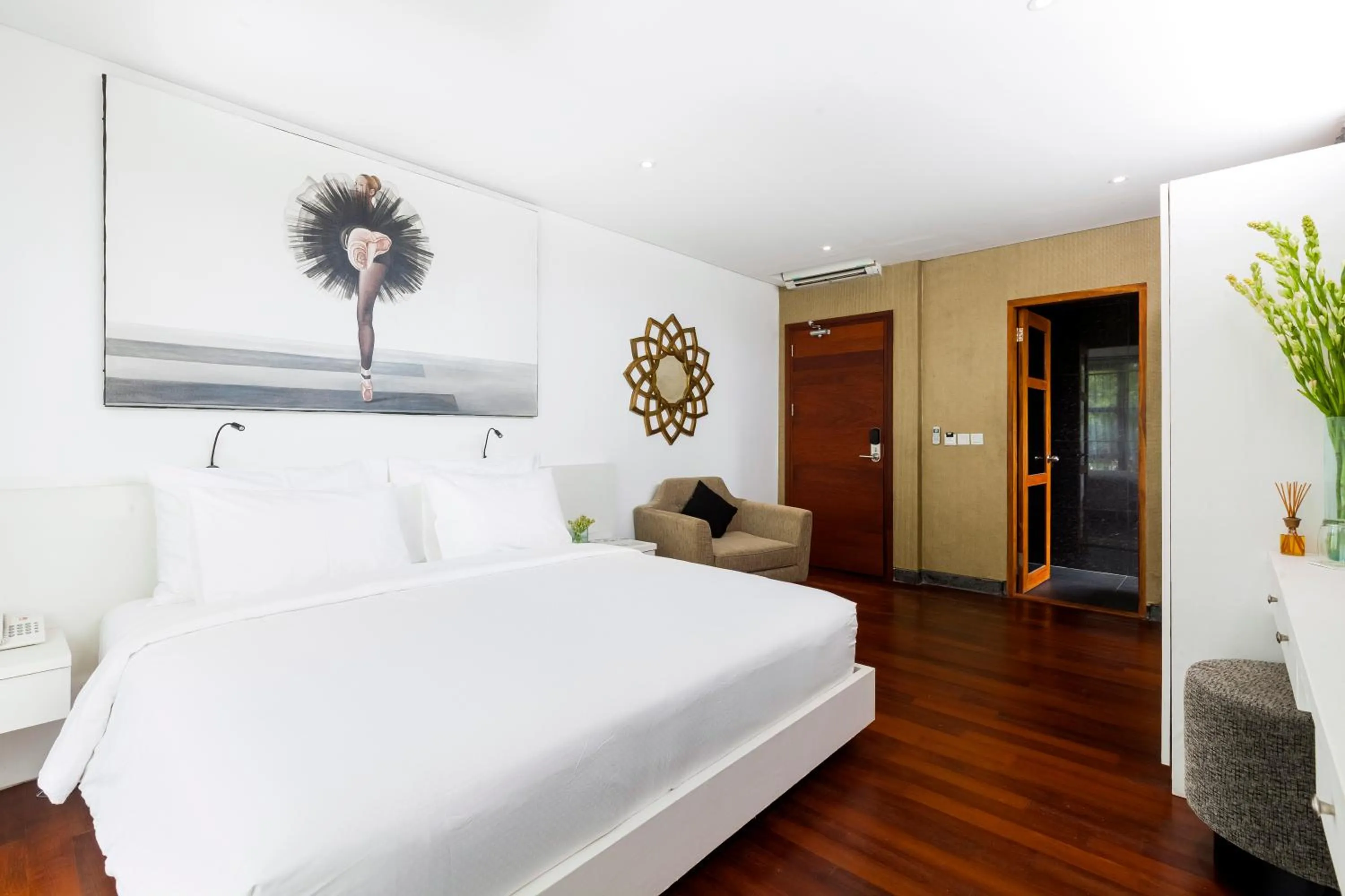 Bedroom, Bed in Imani Suites