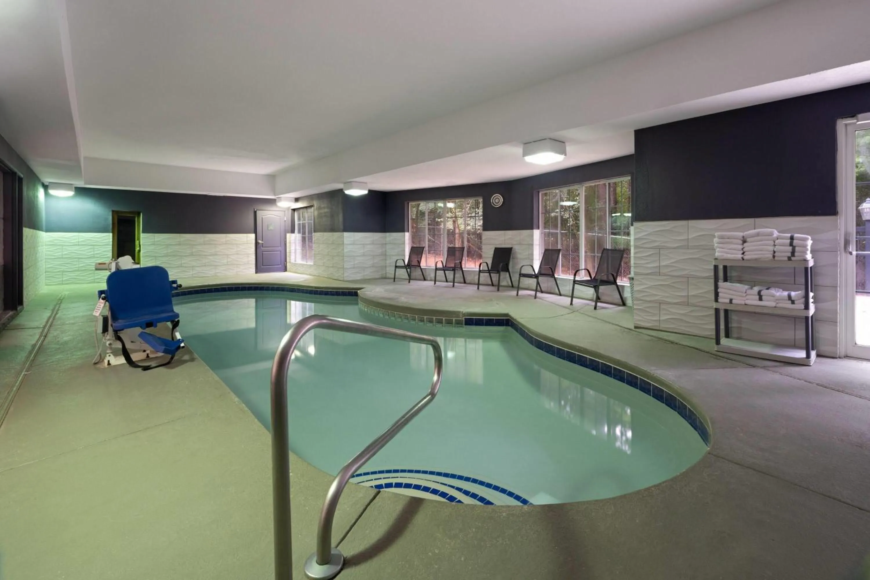 Swimming pool in La Quinta by Wyndham Atlanta Stockbridge