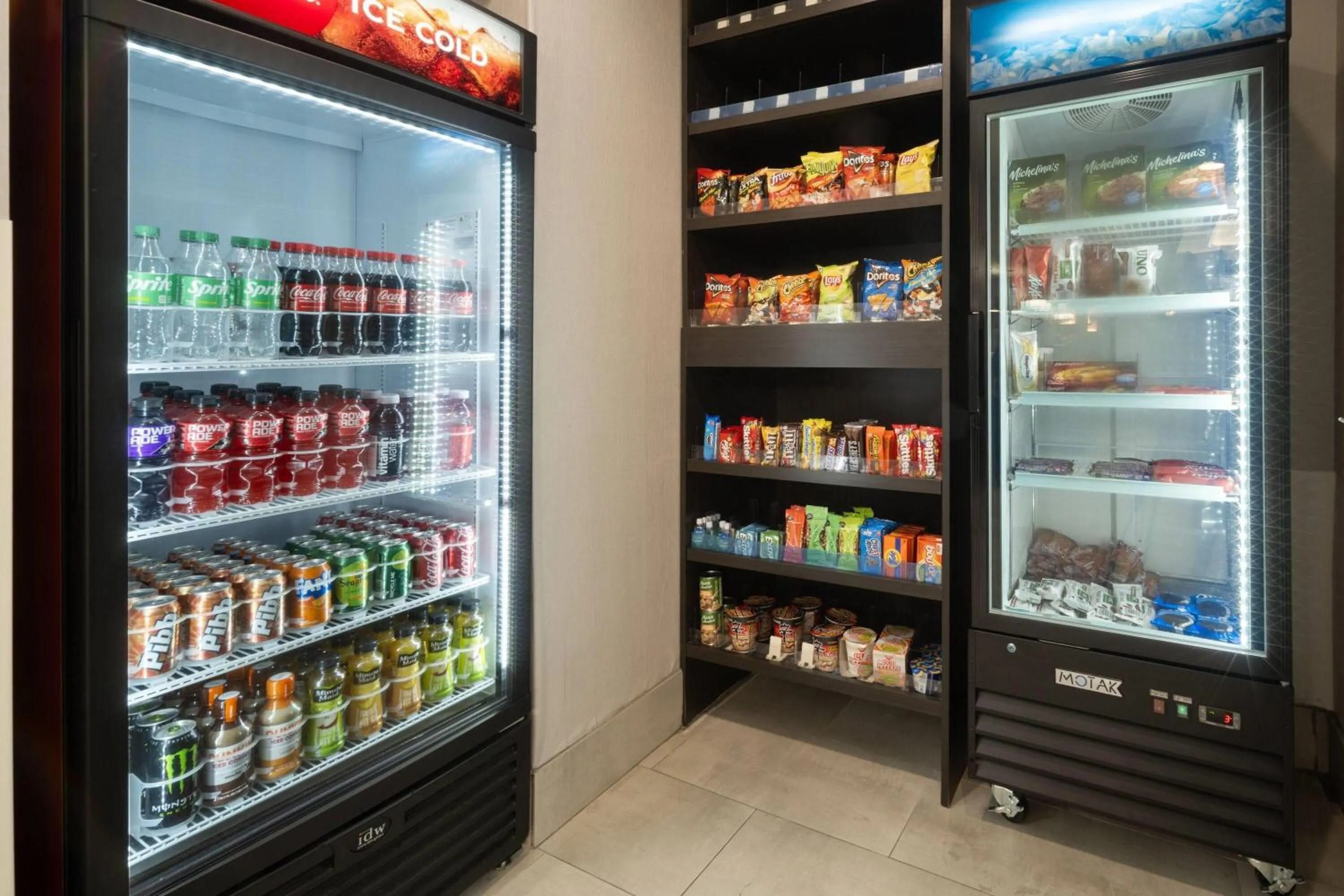 Food and drinks in La Quinta by Wyndham Atlanta Stockbridge