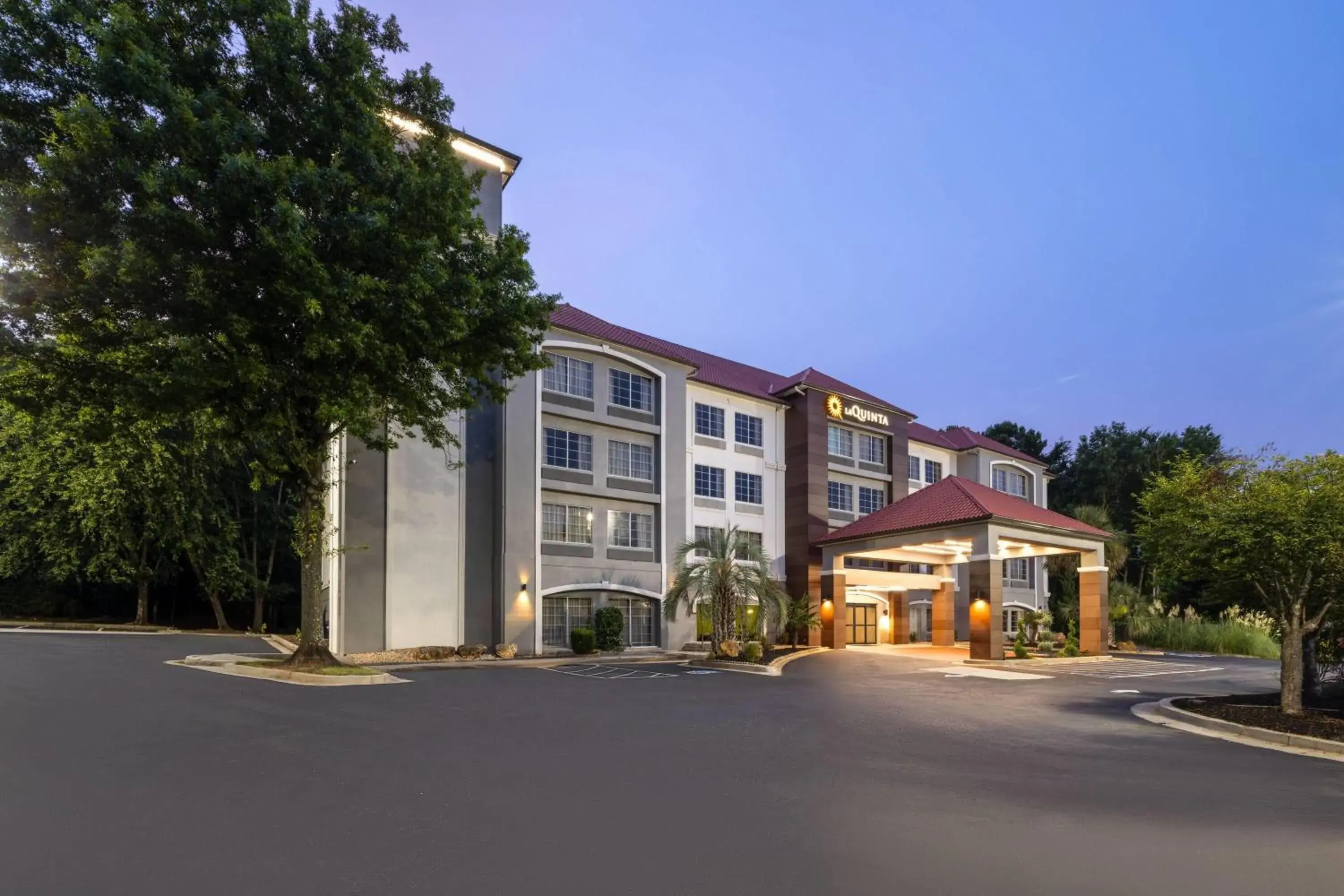 Property building in La Quinta by Wyndham Atlanta Stockbridge Property building in La Quinta by Wyndham Atlanta Stockbridge