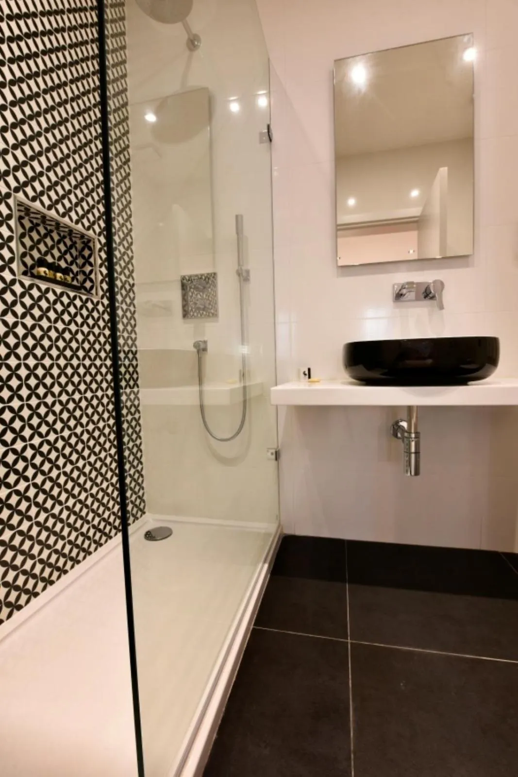 Shower in Quaint Boutique Hotel Sannat