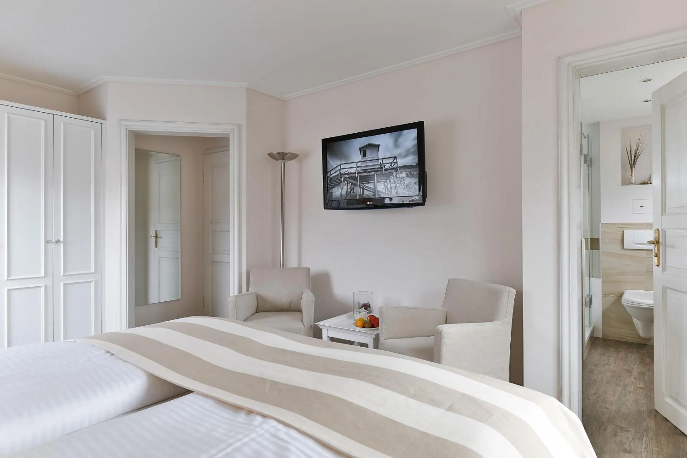 TV and multimedia, Bed in Hotel Uthland