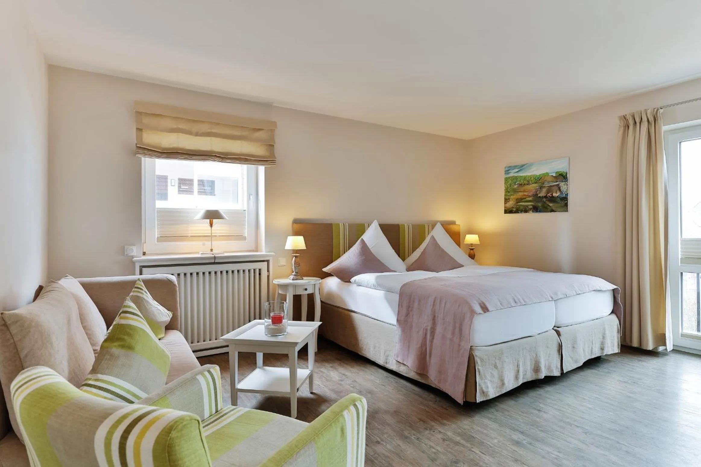 Photo of the whole room, Bed in Hotel Uthland