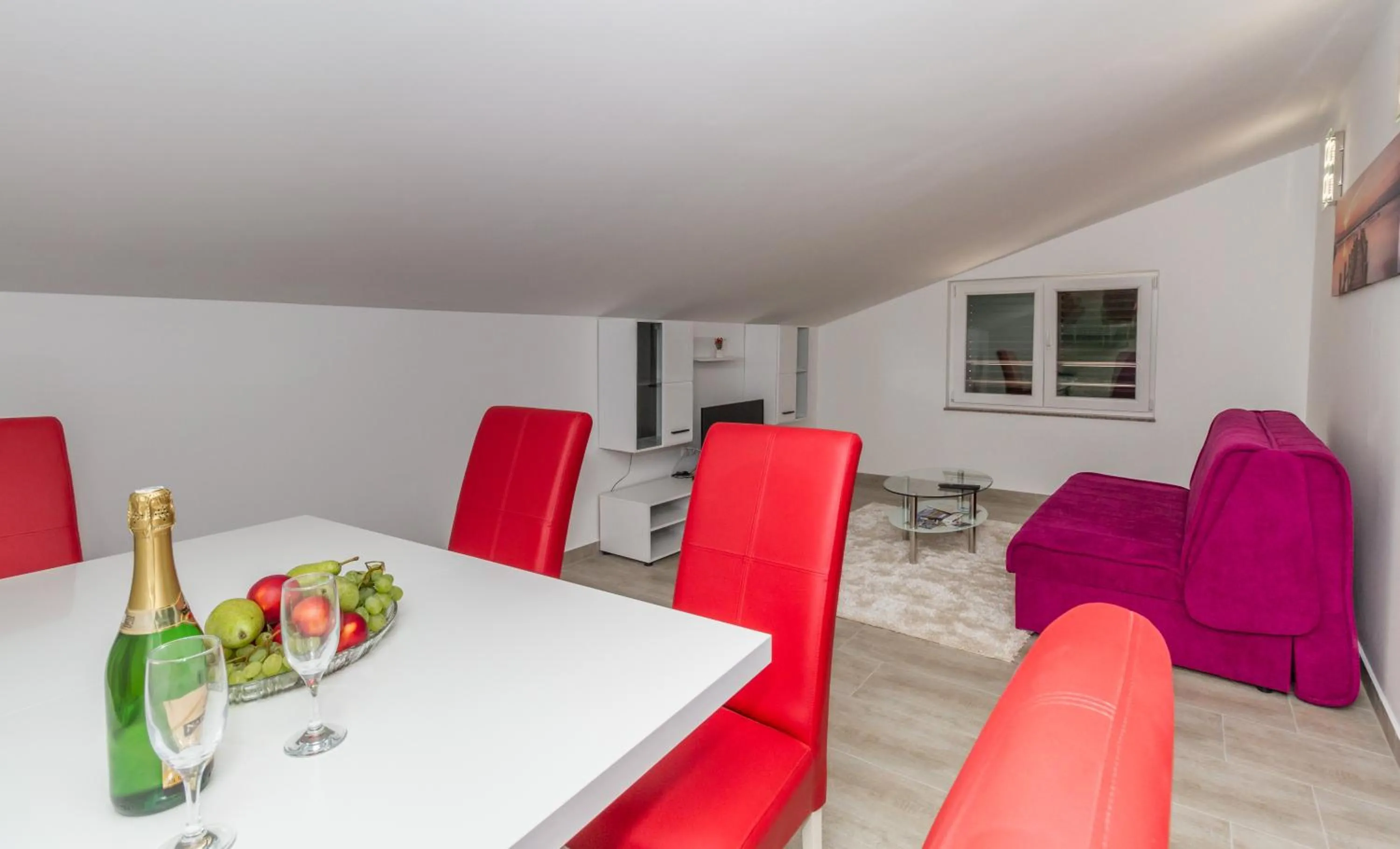 Communal lounge/ TV room in Apartments Villa-Ines Center