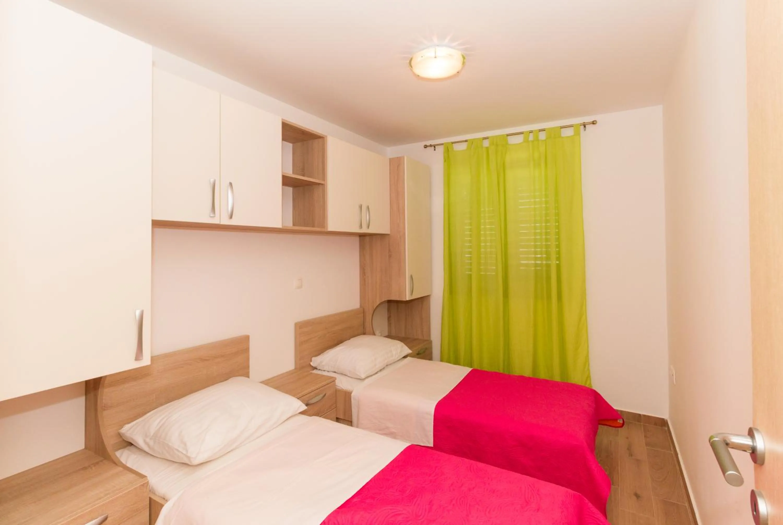 Bed in Apartments Villa-Ines Center