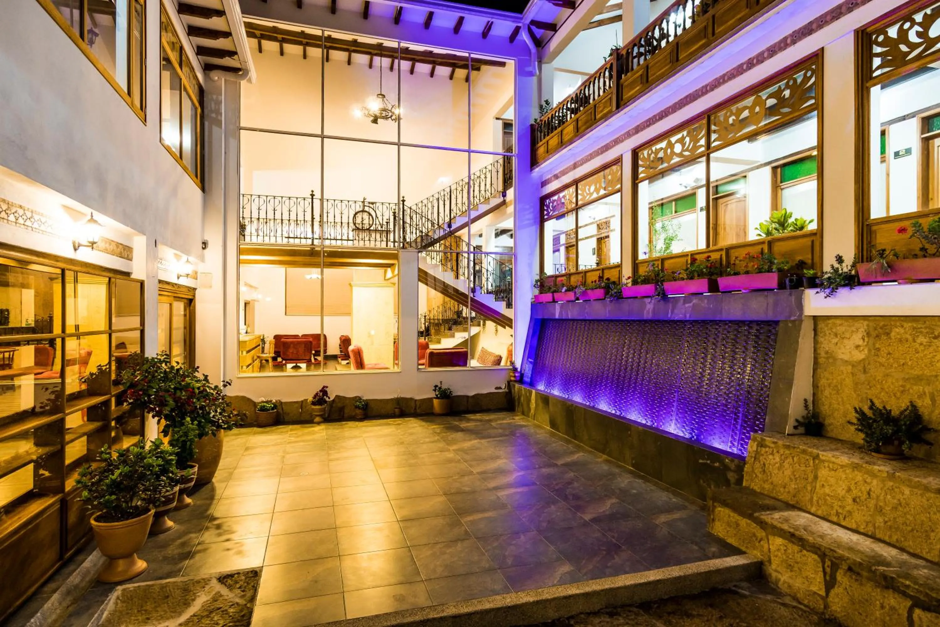 Property building in Hotel El Giro