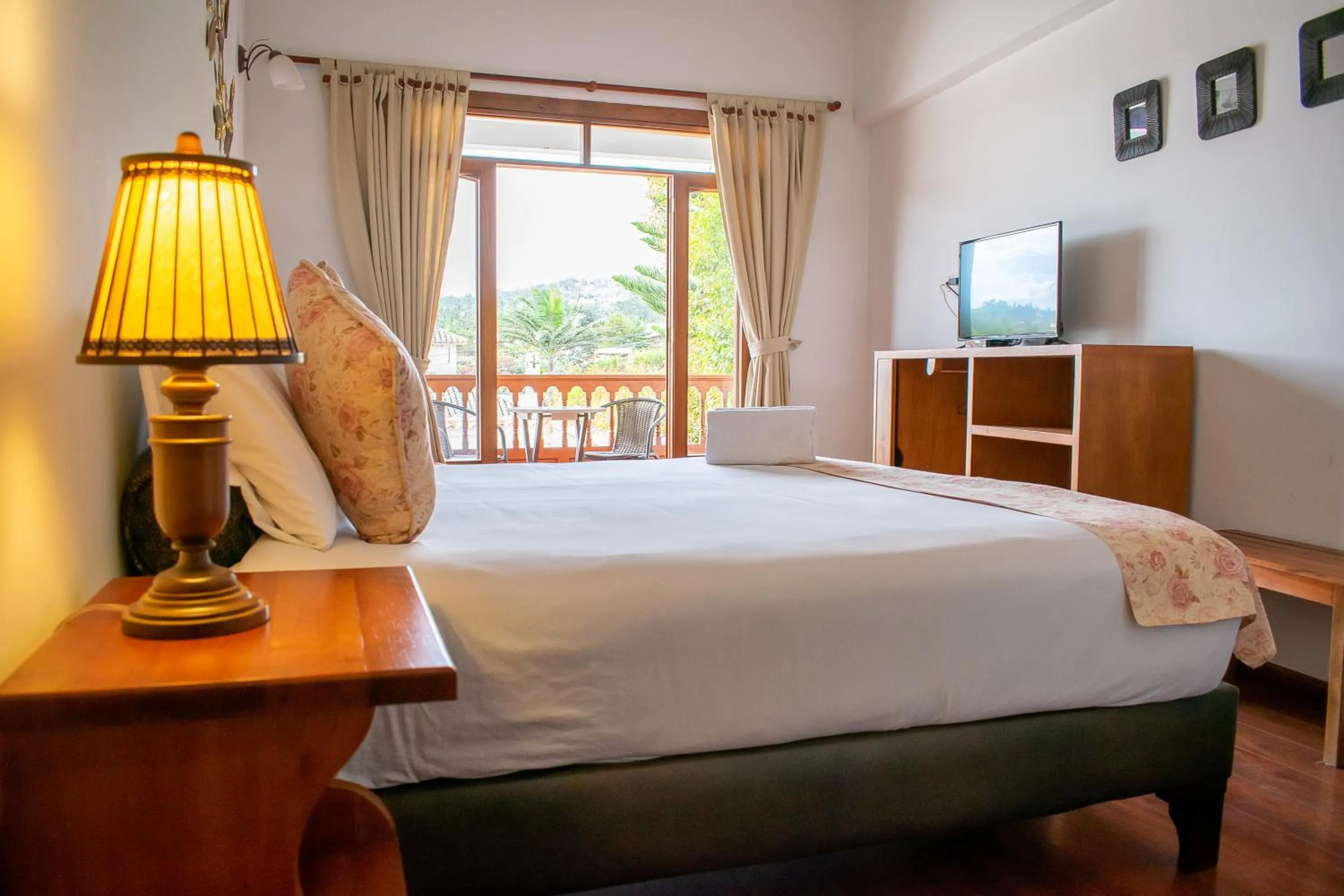 Photo of the whole room, Bed in Hotel El Giro