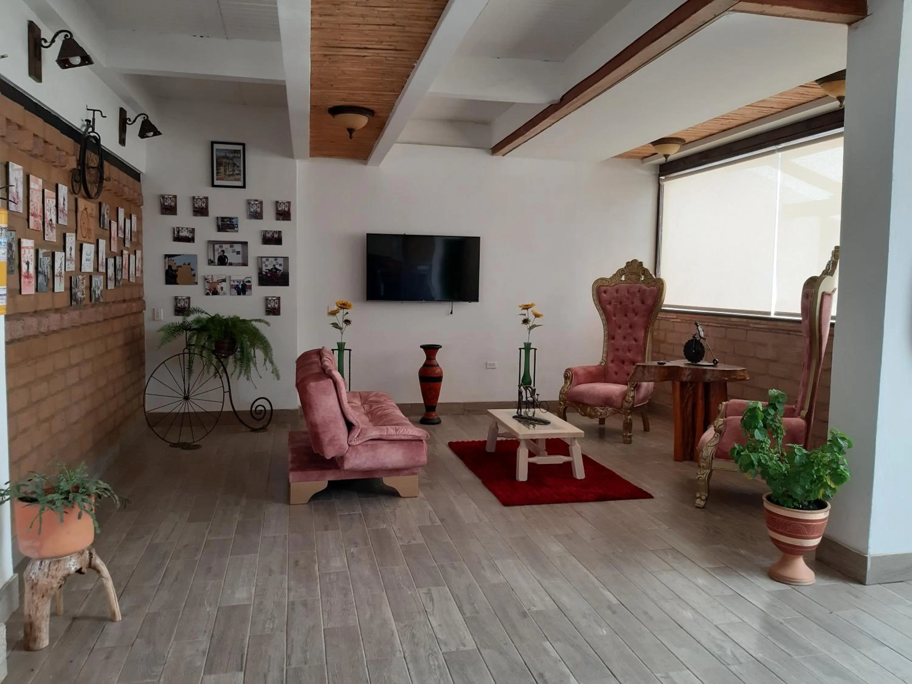 Property building in Hotel El Giro