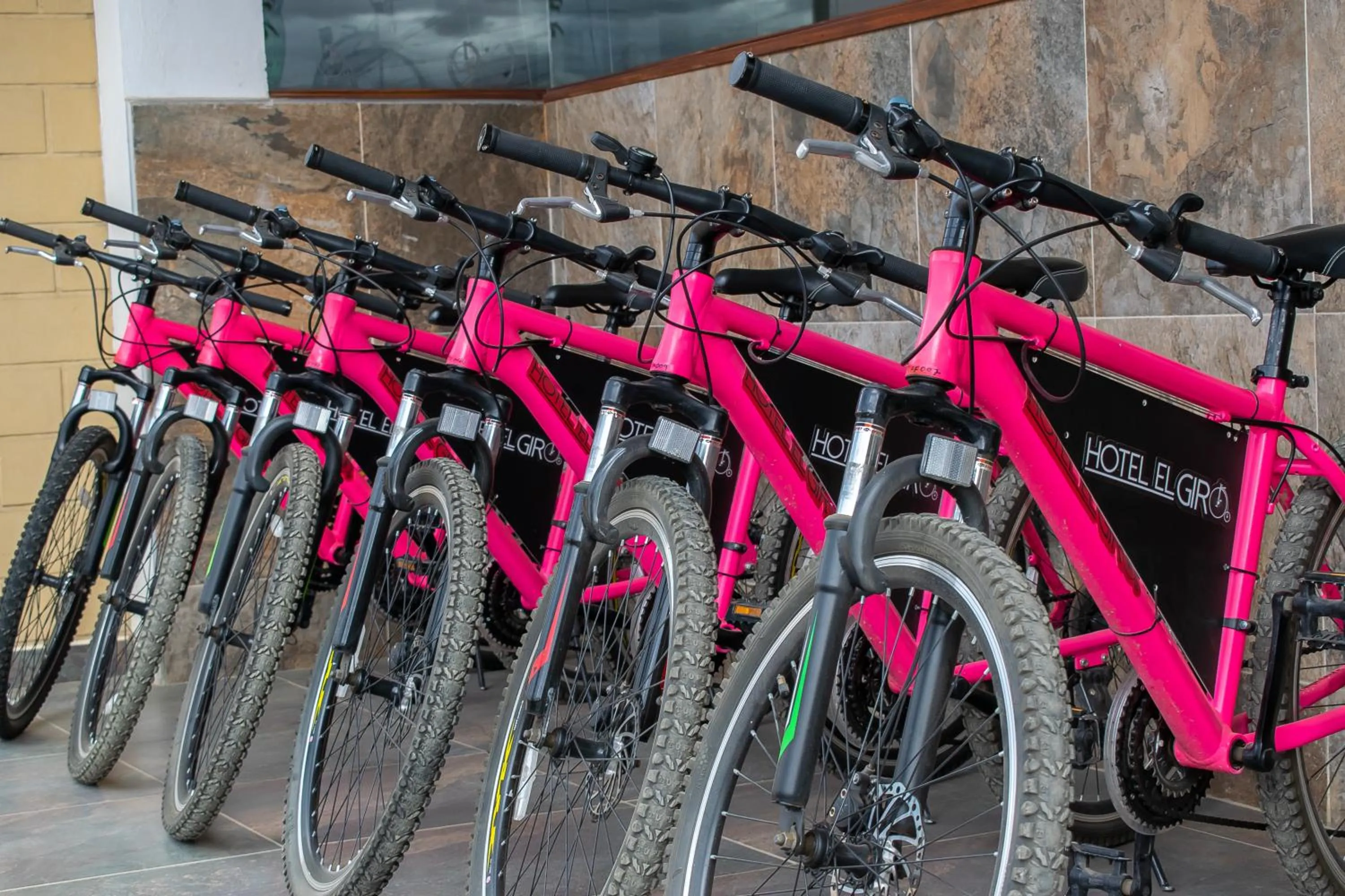 Cycling in Hotel El Giro