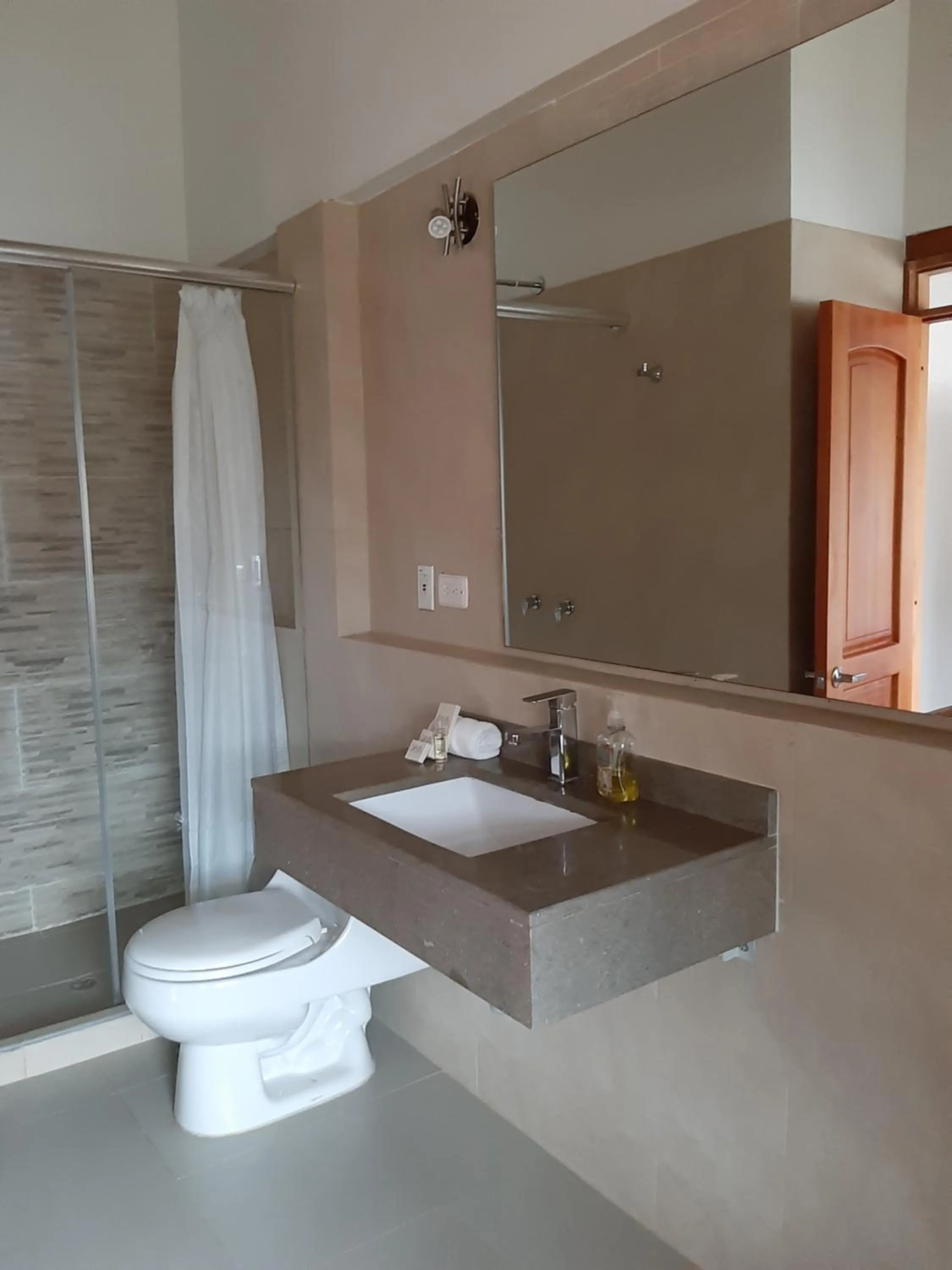 Bathroom in Hotel El Giro