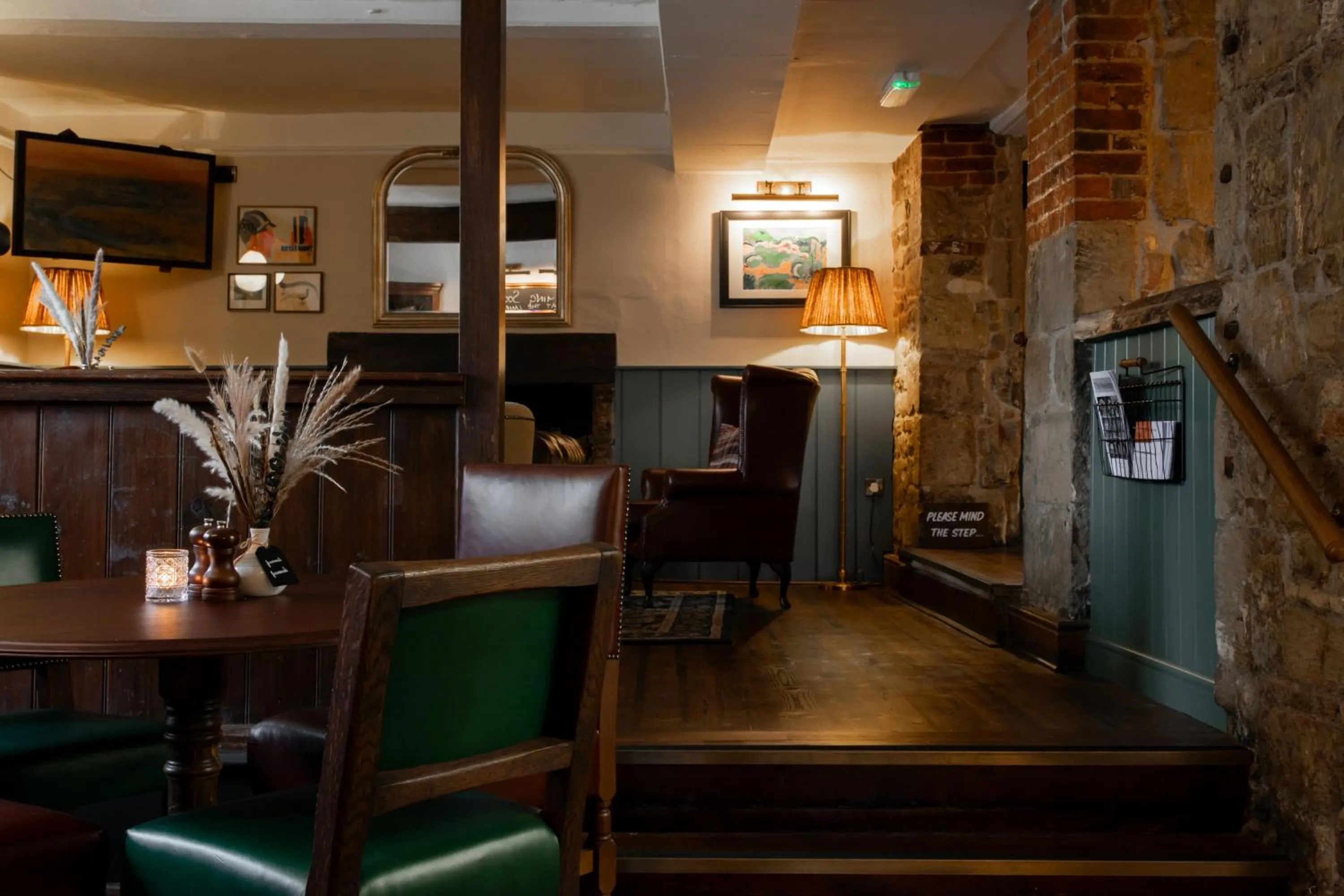 Lounge or bar in The Lamb Inn