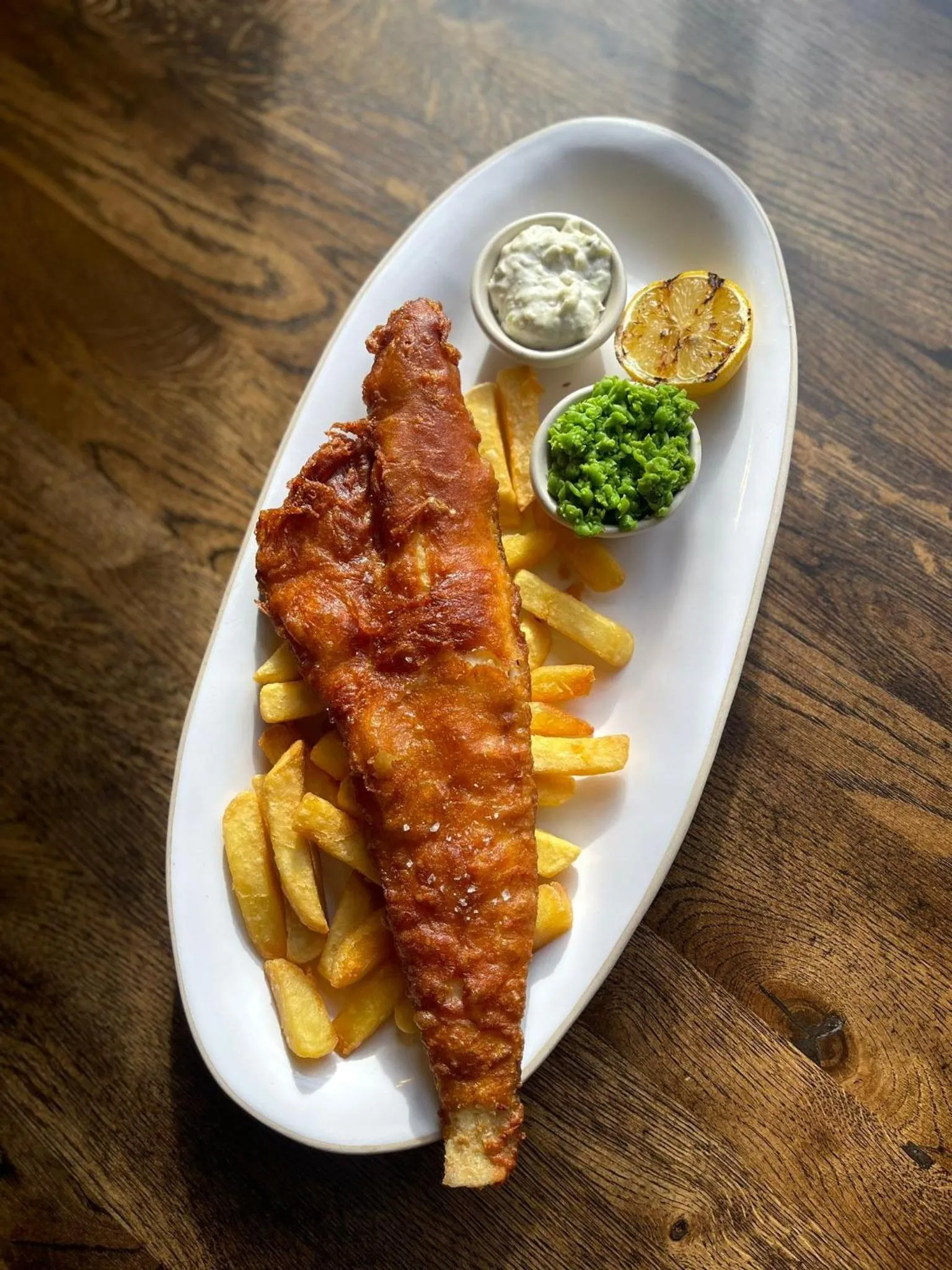 Restaurant/places to eat in The Lamb Inn