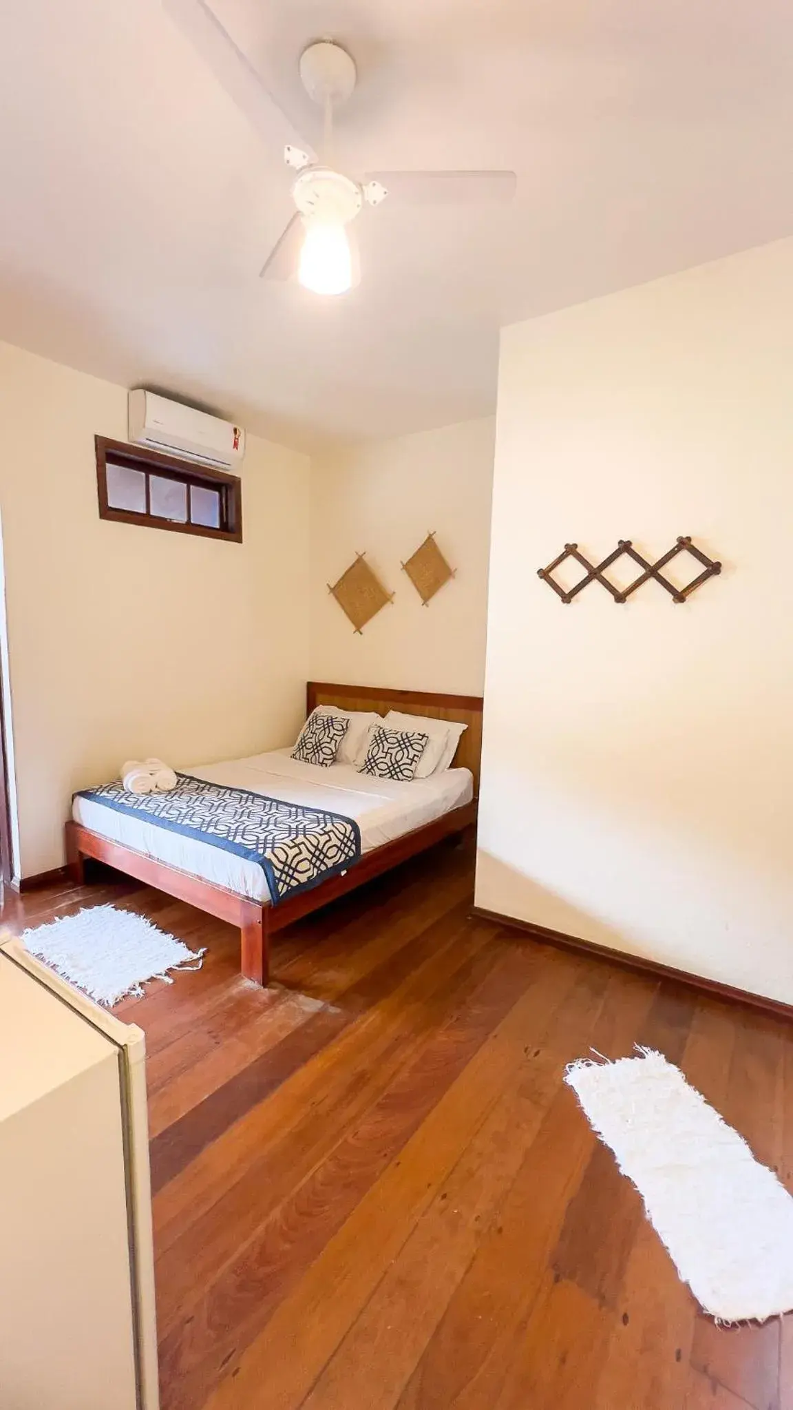 Quadruple Room with Balcony in Pousada Luar do Prata Quadruple Room with Balcony in Pousada Luar do Prata