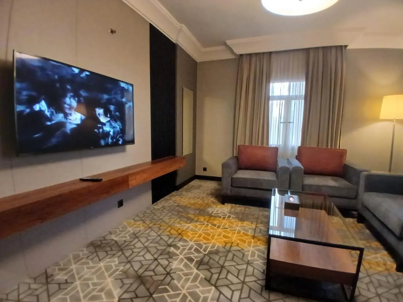 Living room in Crown Town Hotel