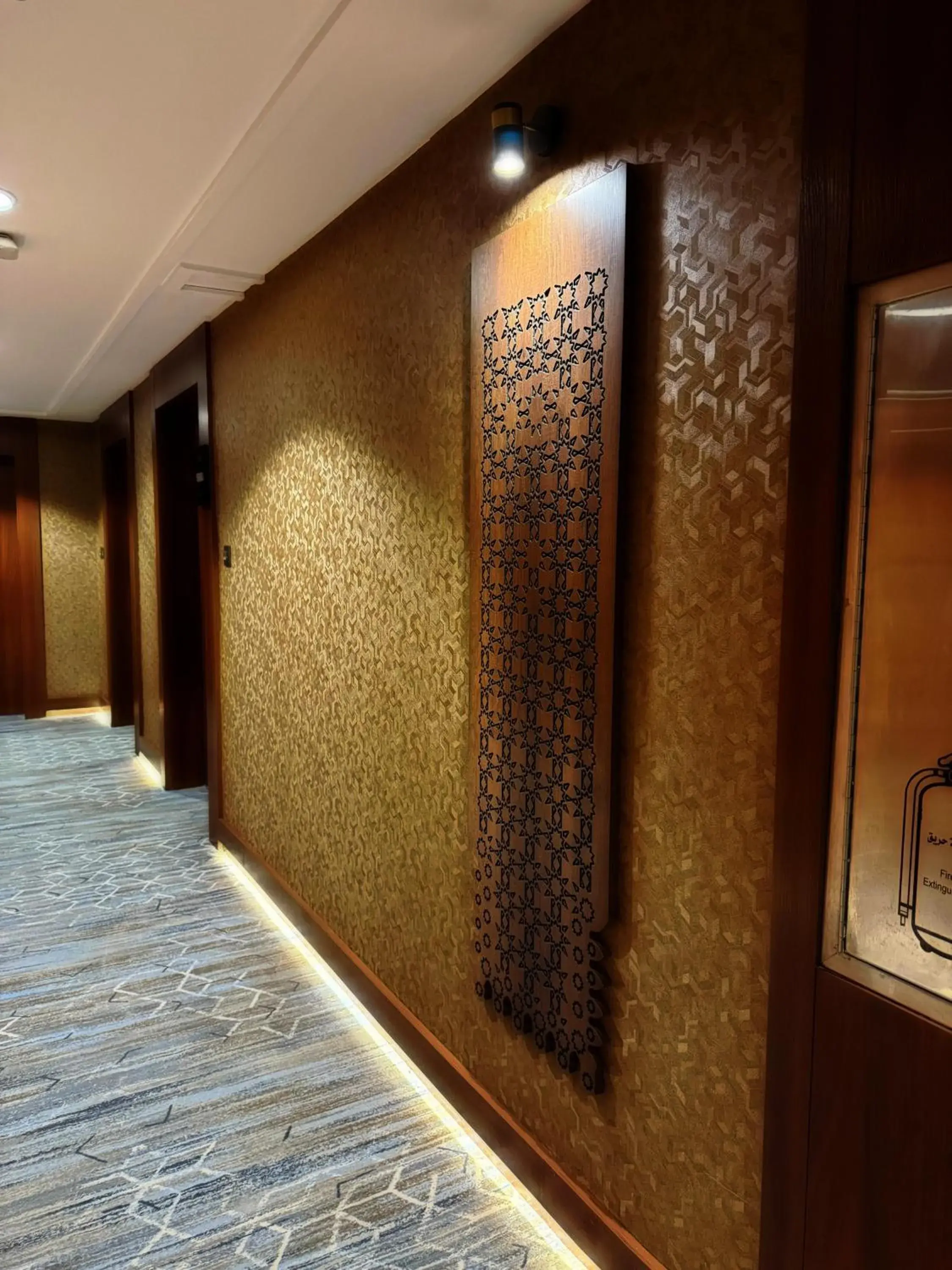 Property building in Crown Town Hotel Property building in Crown Town Hotel