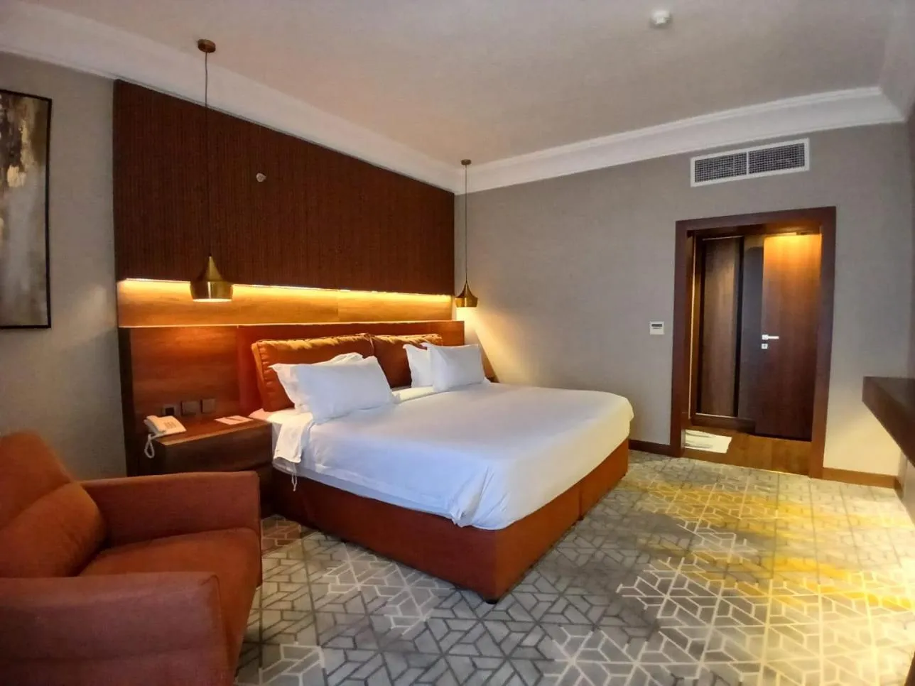 Photo of the whole room, Bed in Crown Town Hotel