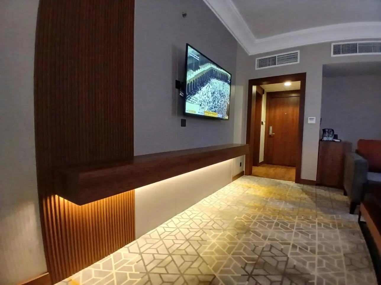 TV and multimedia, Bed in Crown Town Hotel