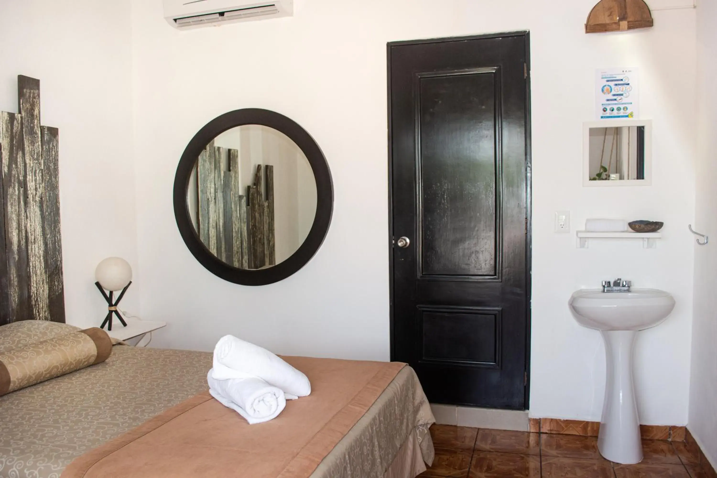 Bathroom, Bed in Hotel Nicte Ha Tulum