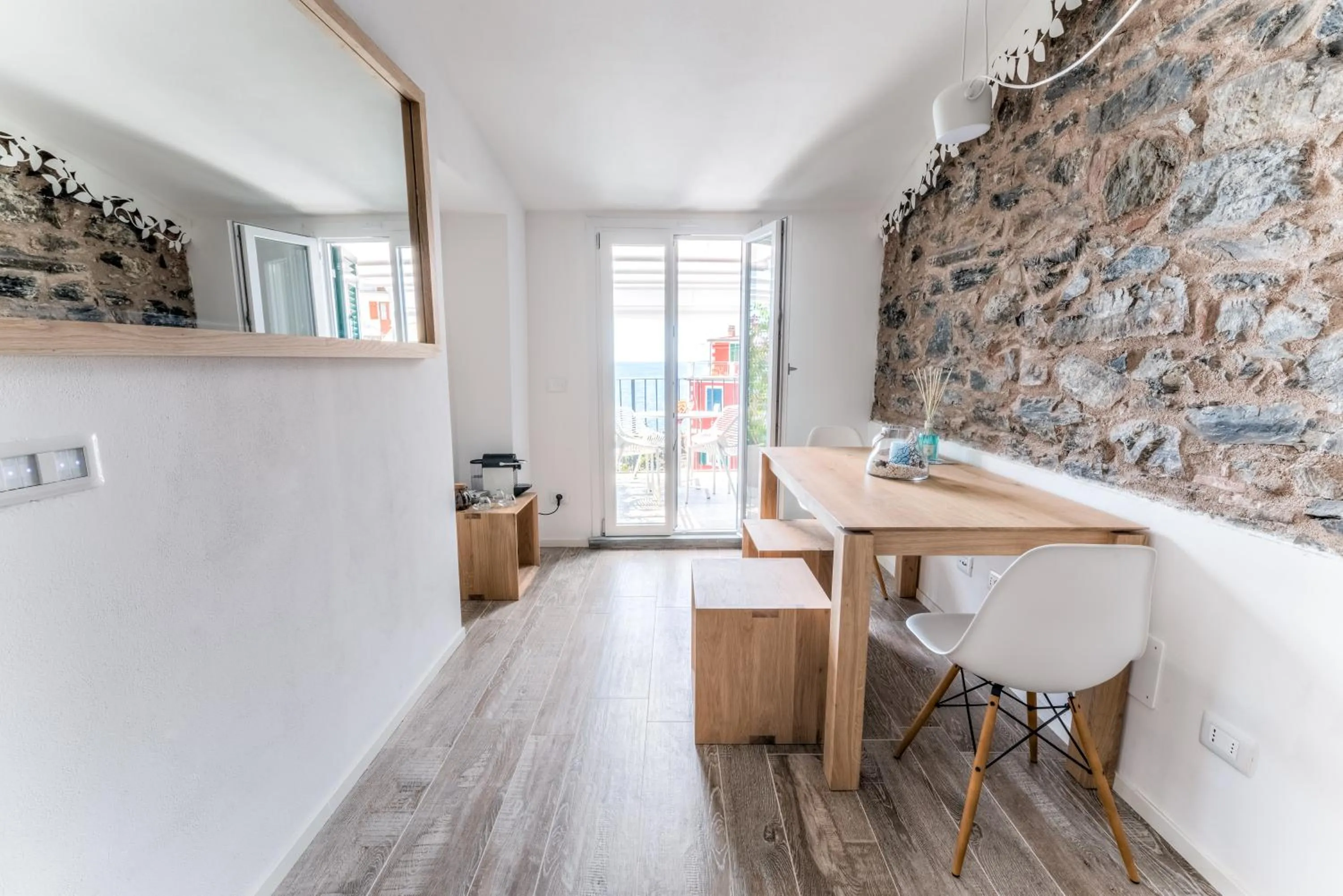 Dining area in La Vista di Marina by The First