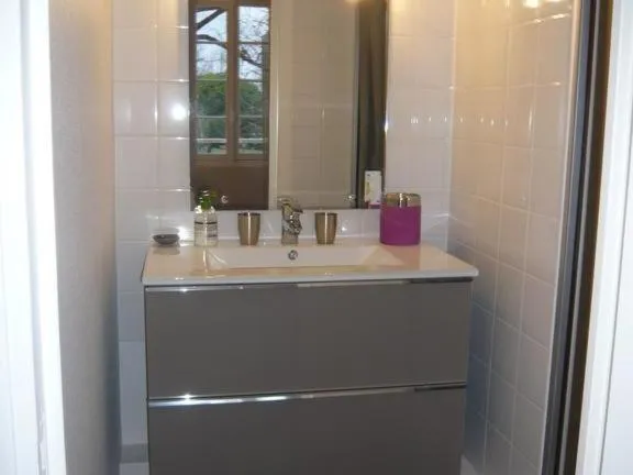 Bathroom in Face Au Jardin