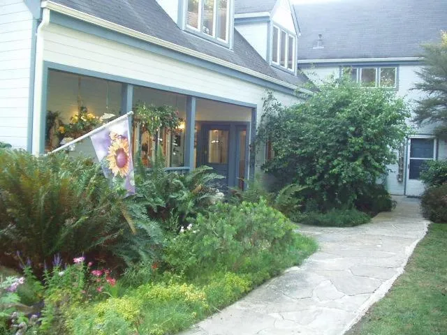 Facade/entrance in Lost Whale Inn