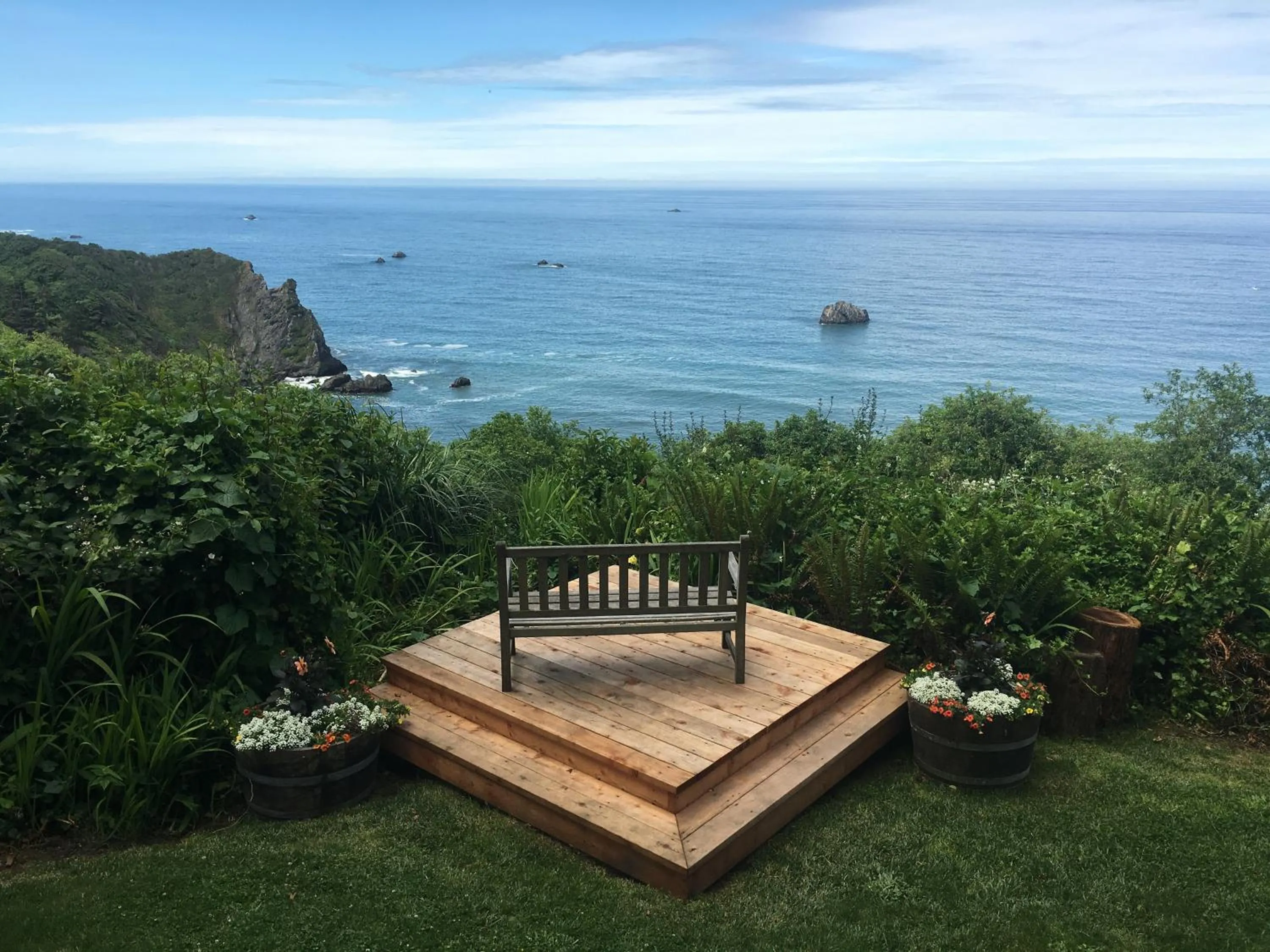 Patio in Lost Whale Inn
