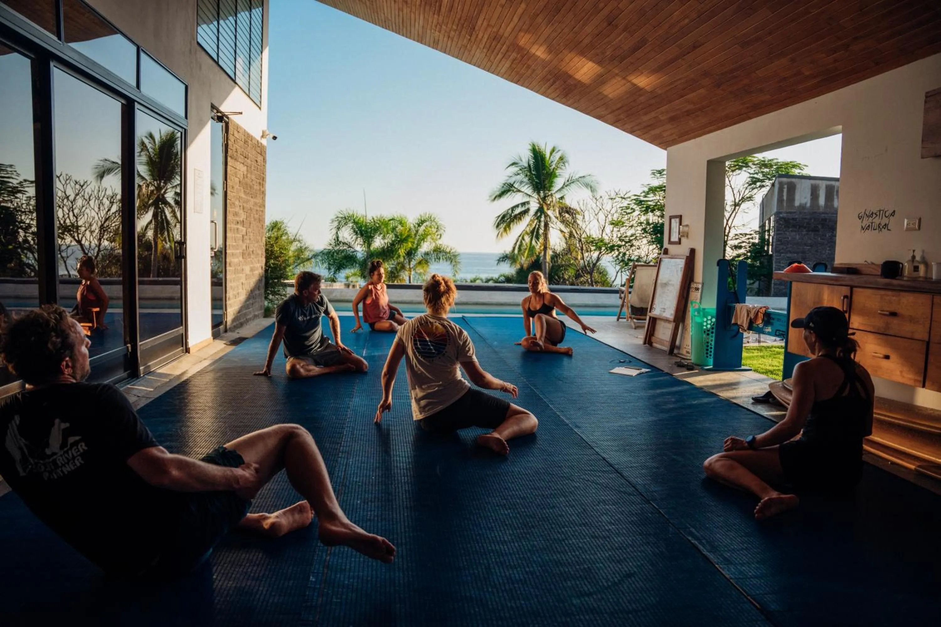 Puro Surf Hotel & Performance Academy