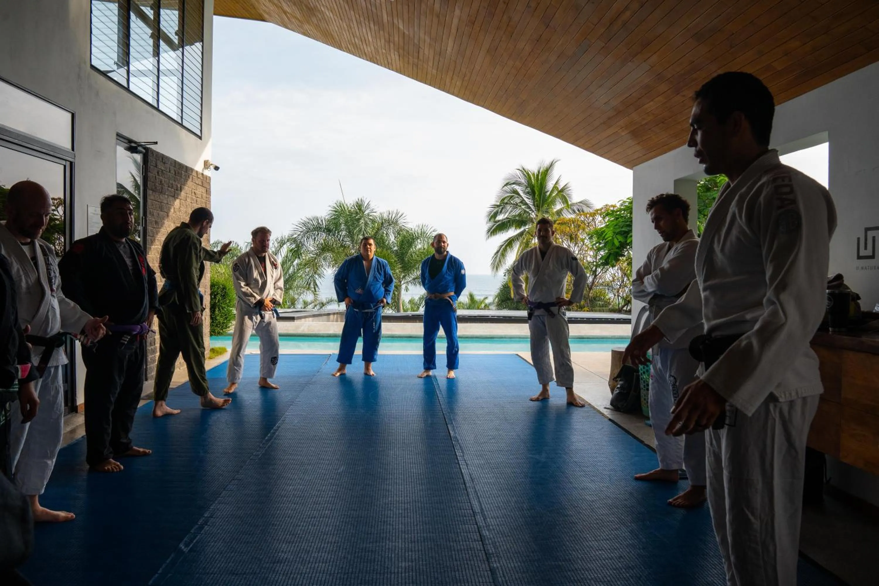 Puro Surf Hotel & Performance Academy