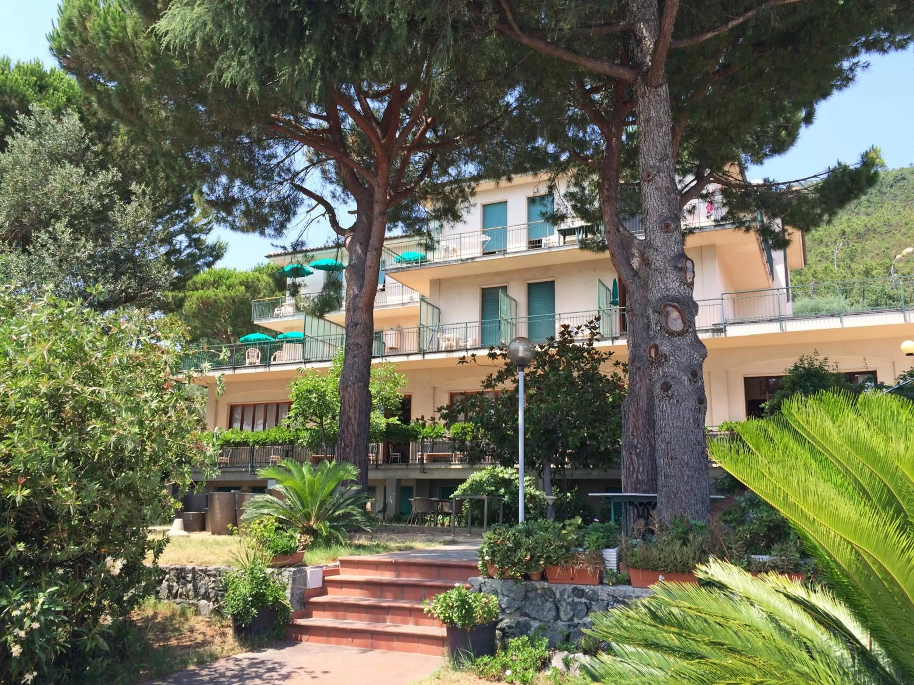 Natural landscape in Residence la Vignetta