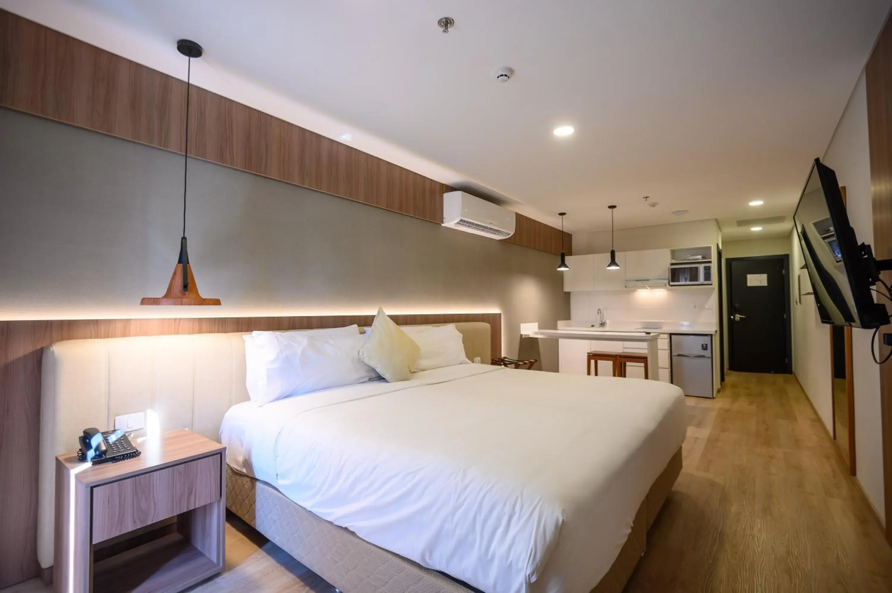 Deluxe Balcony Double Room in Five Hotel & Residences Deluxe Balcony Double Room in Five Hotel & Residences